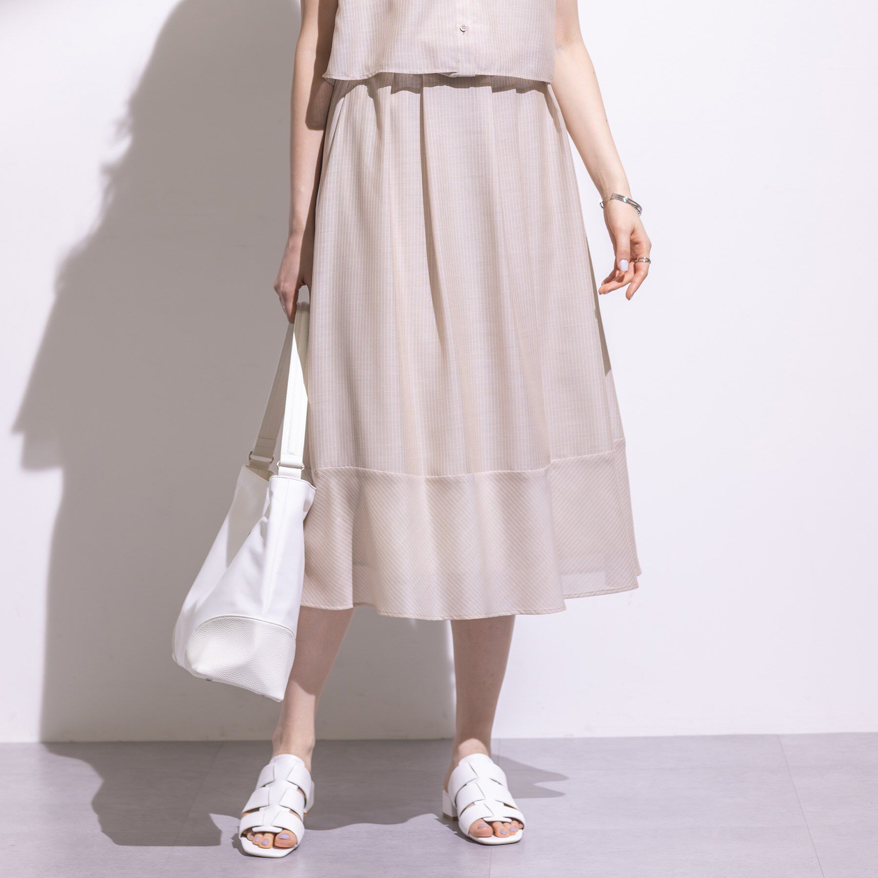 INDIVI「新色登場！【洗える／エアリー素材】巻き風ロングスカート」|スカート|ライトベージュ(35
