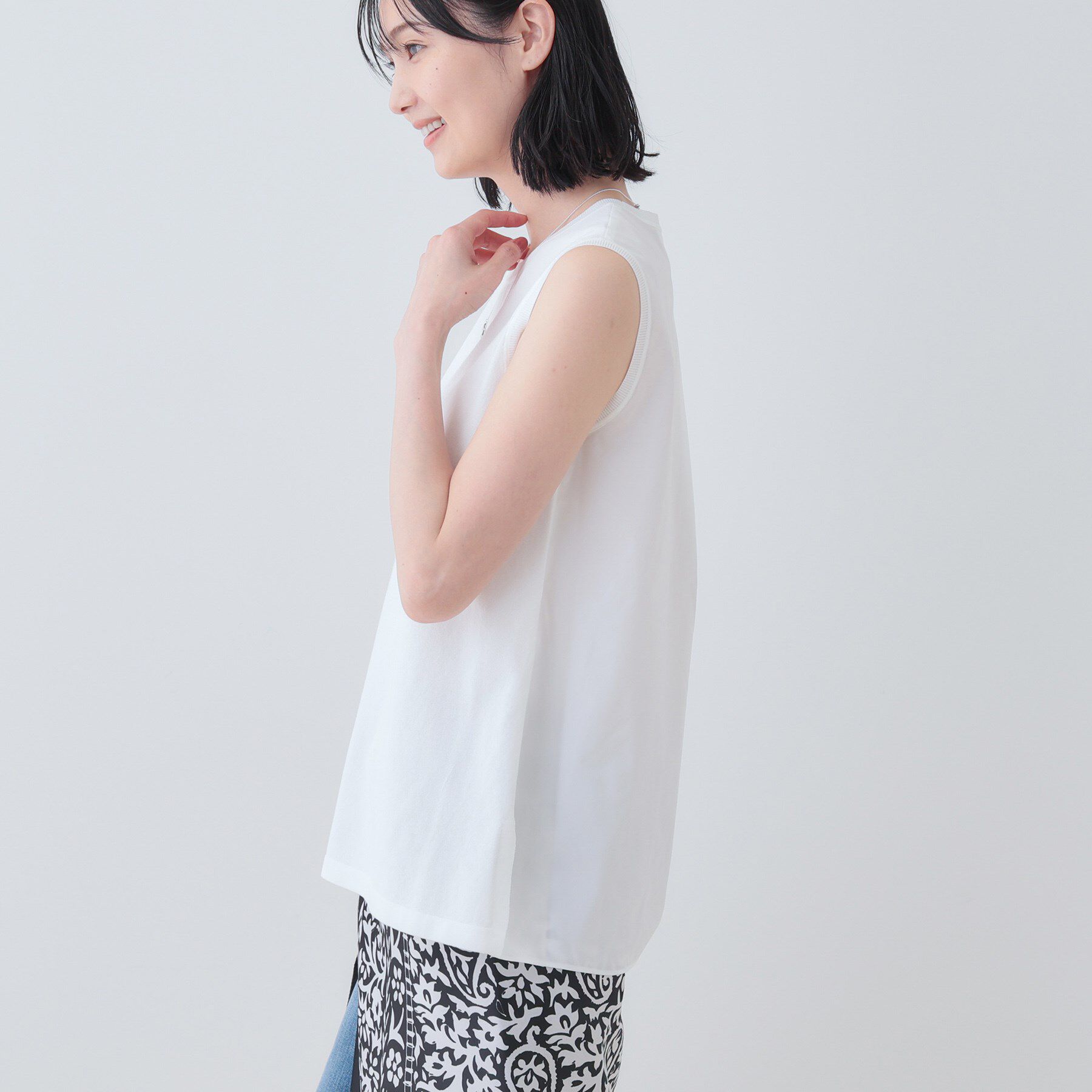 INDIVI「【洗える】切り替えノースリーブニット」|ニット・セーター|