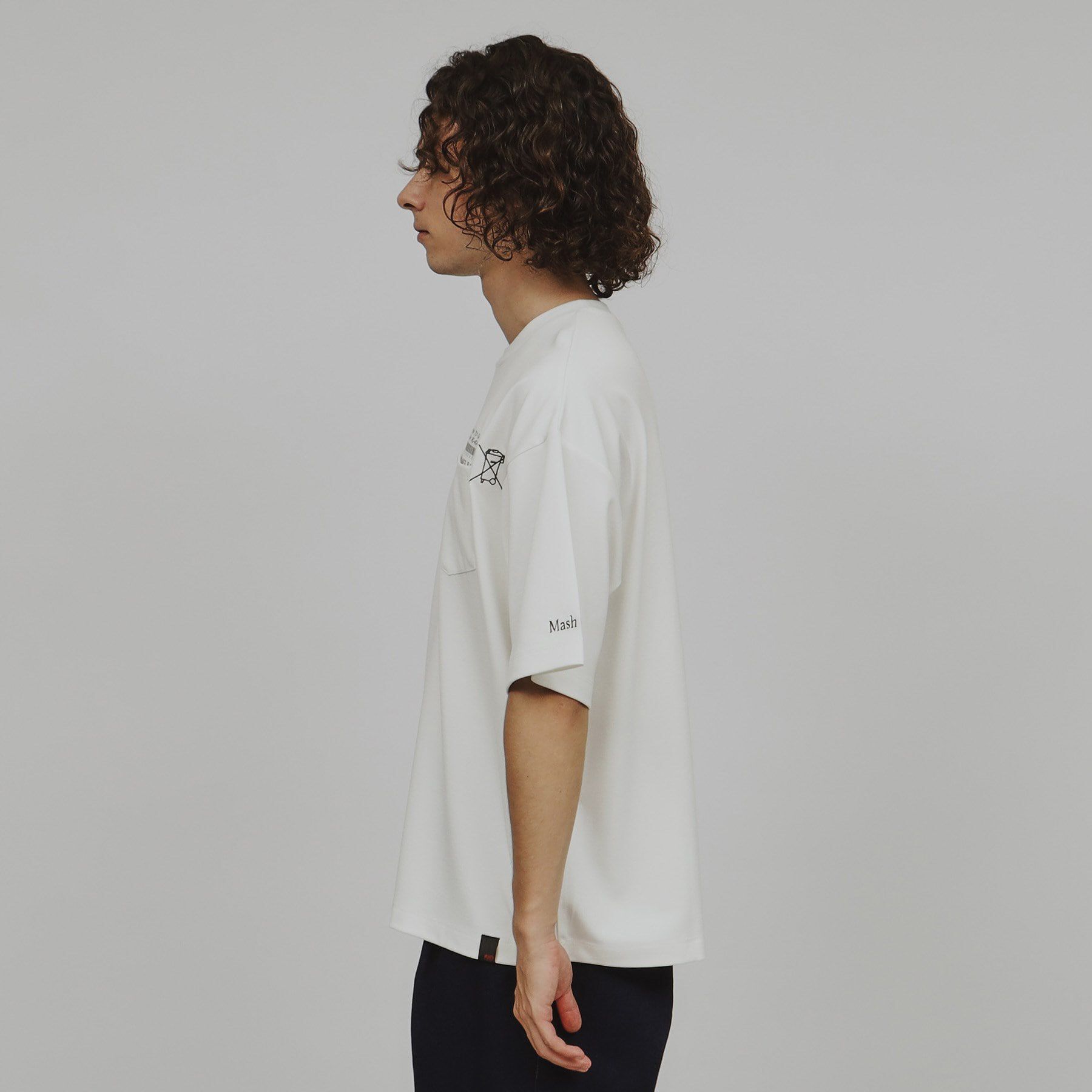 tk.TAKEO KIKUCHI「ノーティスレタードエンブロTシャツ」|Tシャツ・カットソー|