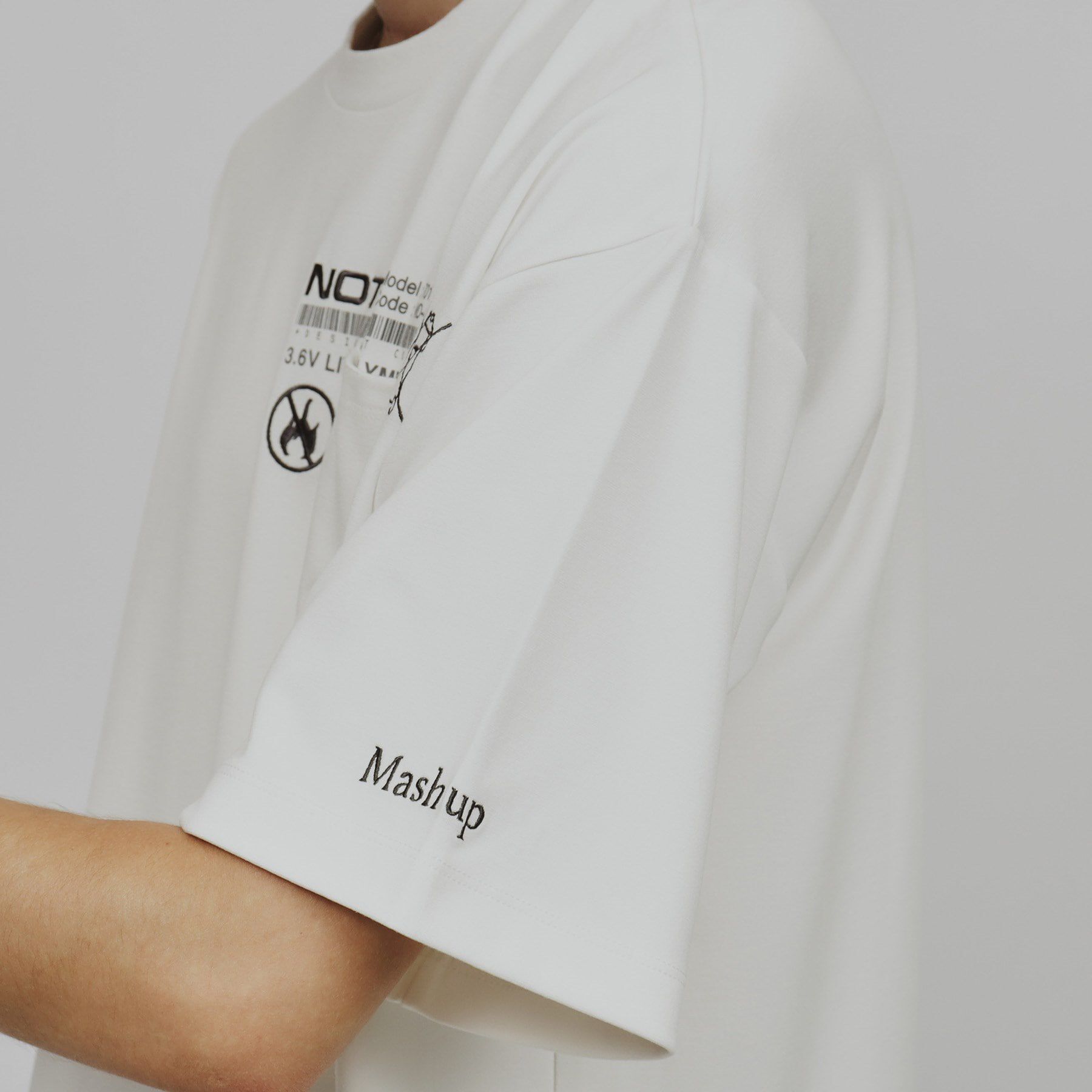 tk.TAKEO KIKUCHI「ノーティスレタードエンブロTシャツ」|Tシャツ・カットソー|