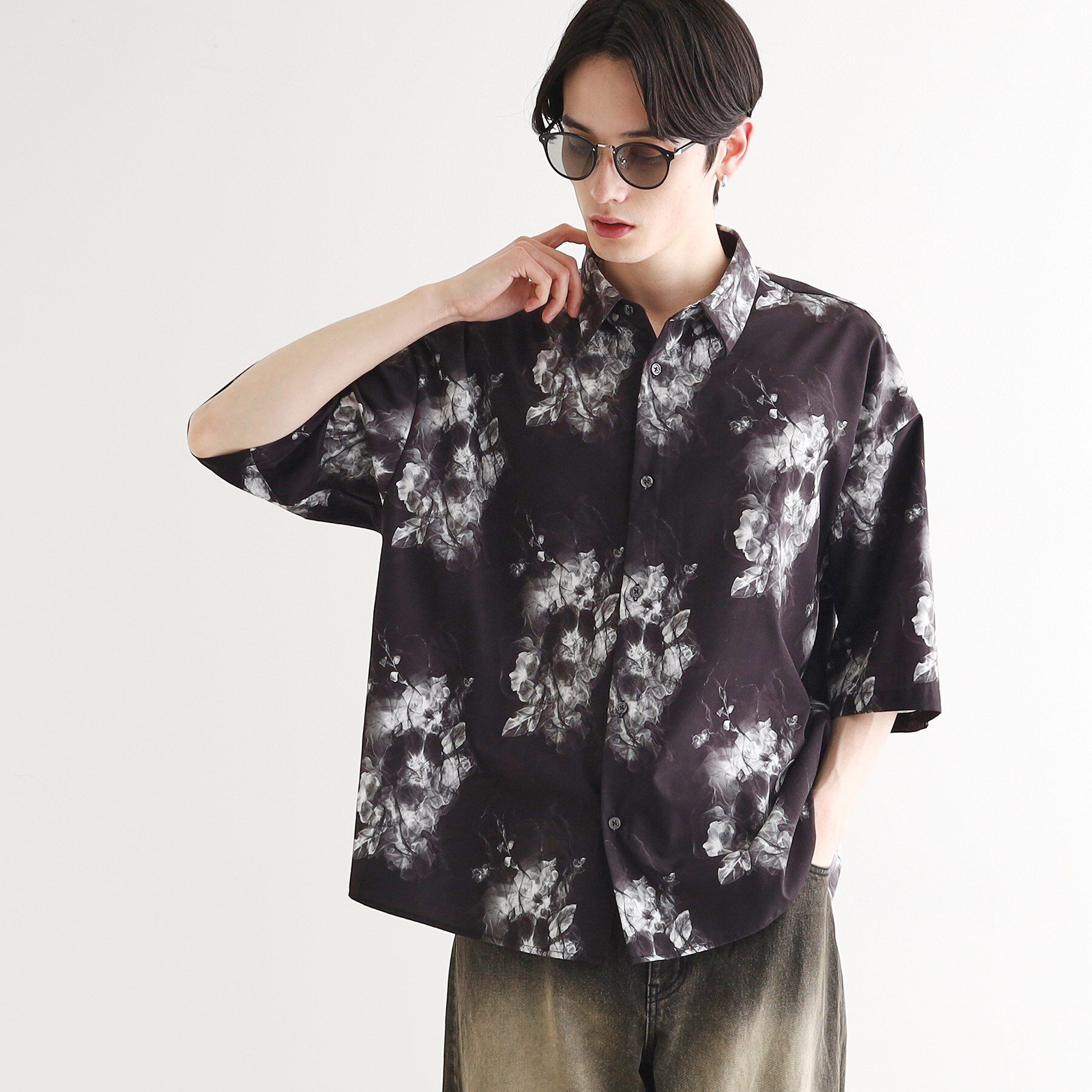 tk.TAKEO KIKUCHI「【WEB限定】無地/花柄アソートドレープ半袖シャツ」|シャツ・ブラウス|ブラック(419)