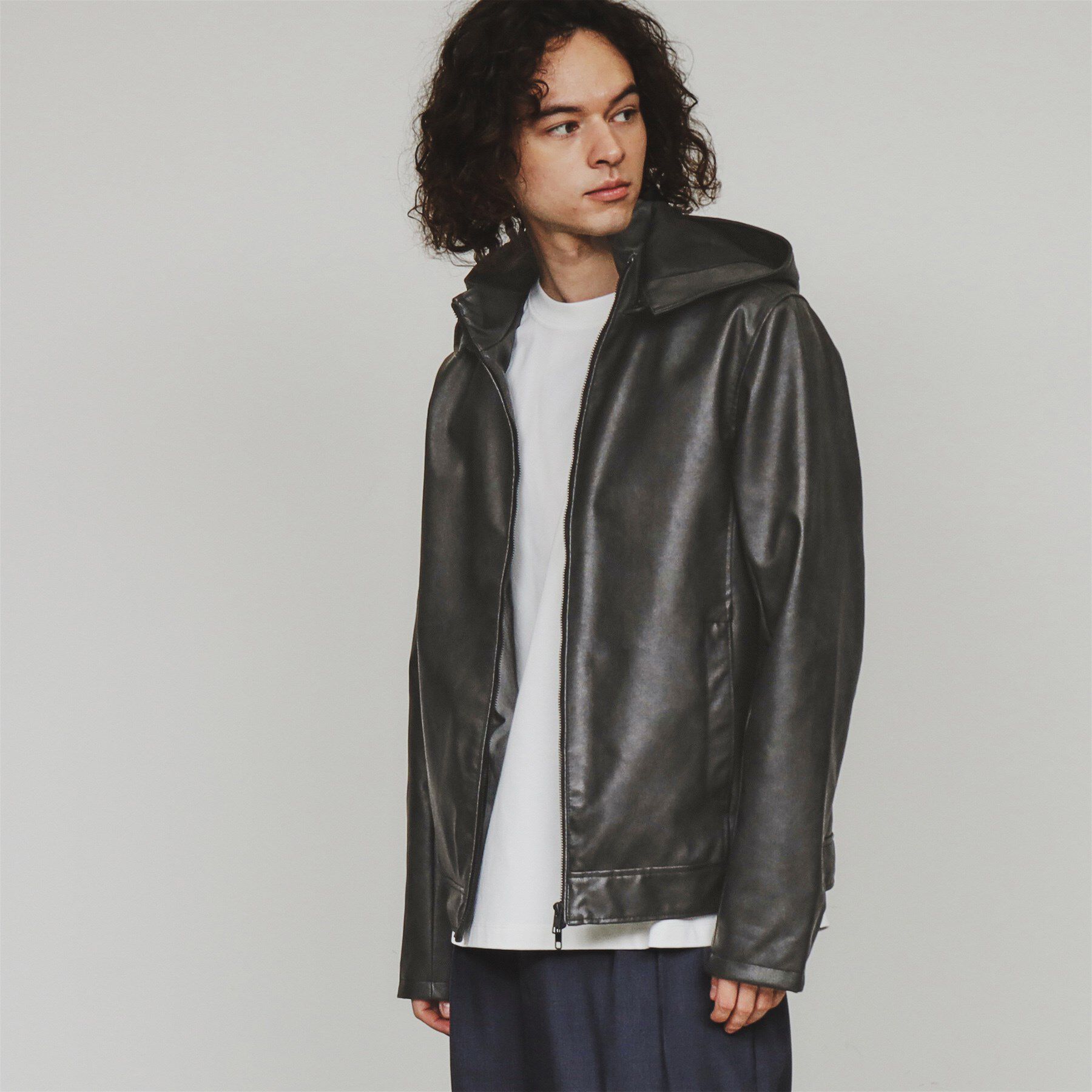 tk.TAKEO KIKUCHI「フードライダースジャケット」|ブルゾン・スタジャン|ブラック(119)