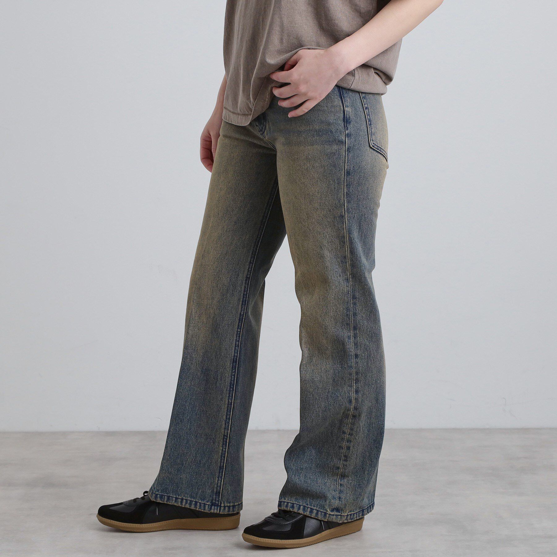 tk.TAKEO KIKUCHI「フレアデニムパンツ」|デニム|