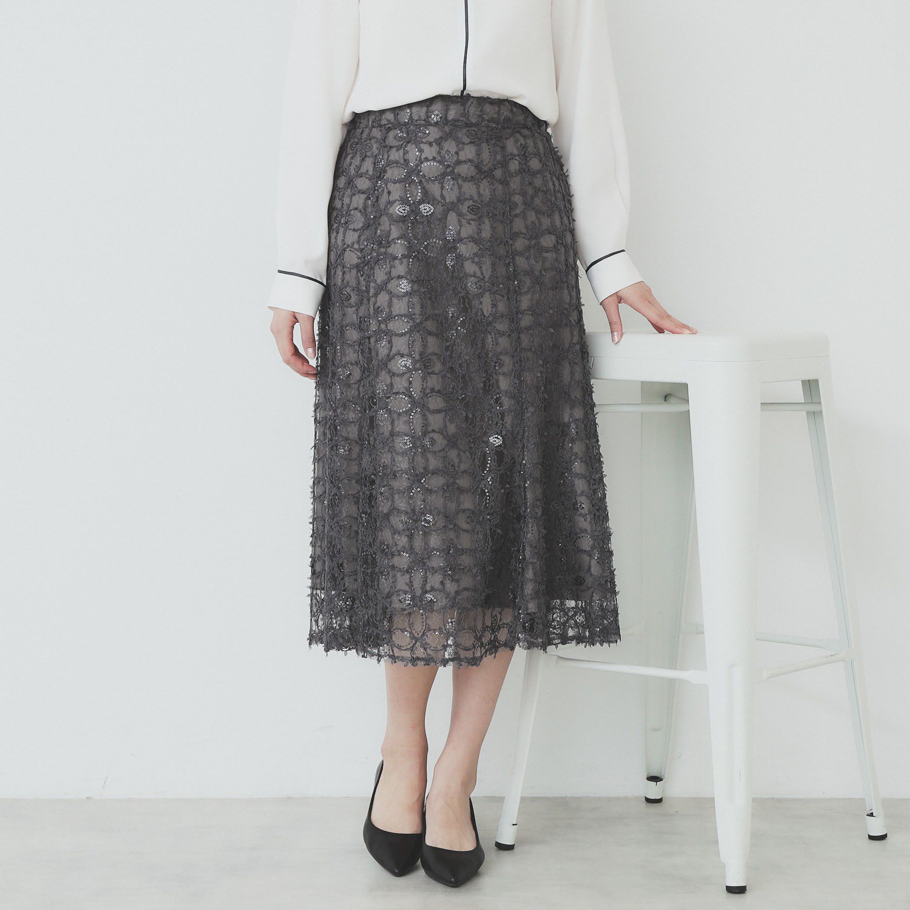 index「フラワーレース刺繍マーメイドスカート【洗濯機洗い可】」|スカート|チャコールグレー(0