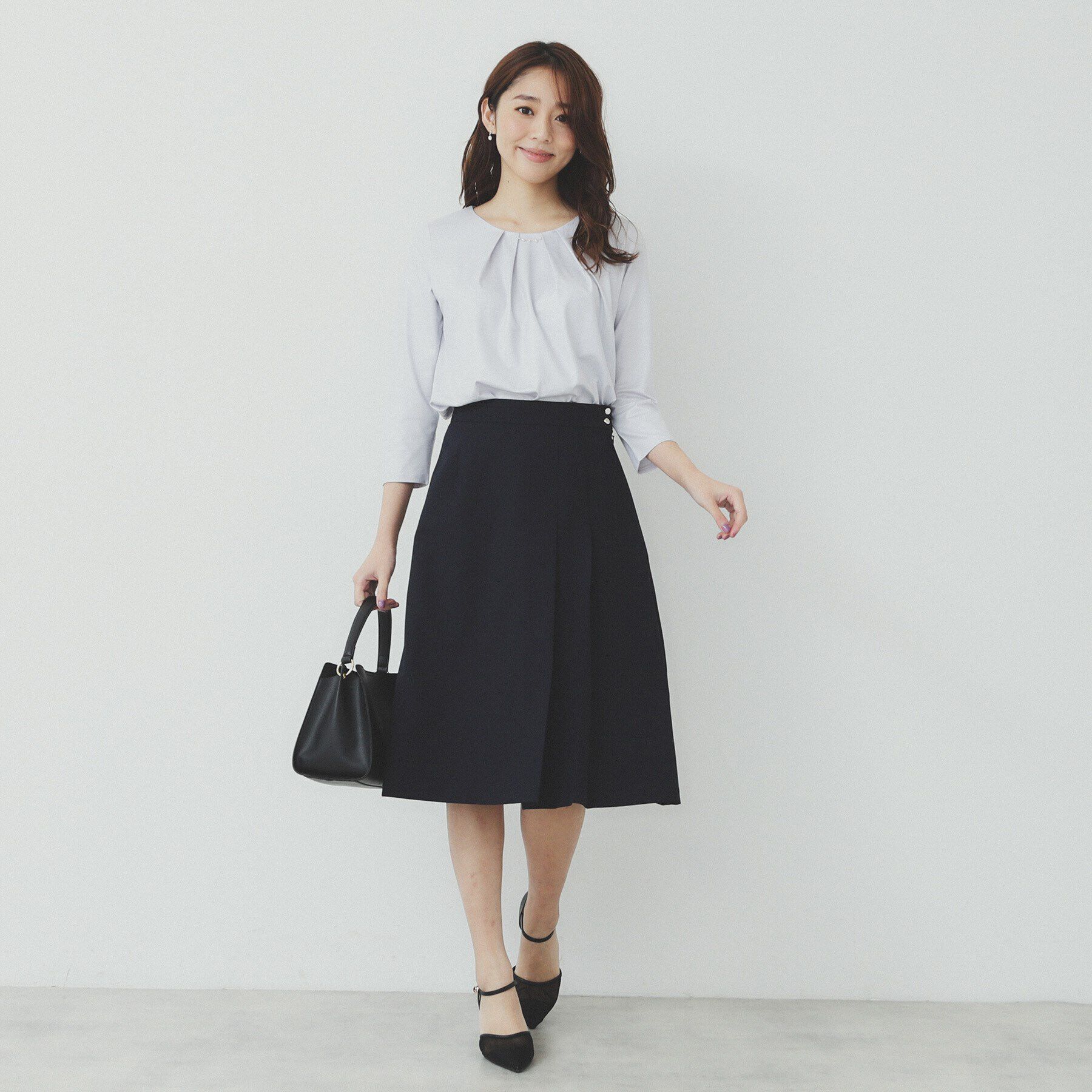 index「パール調チェーン付きフロントタックトップス【洗濯機洗い可】」|シャツ・ブラウス|