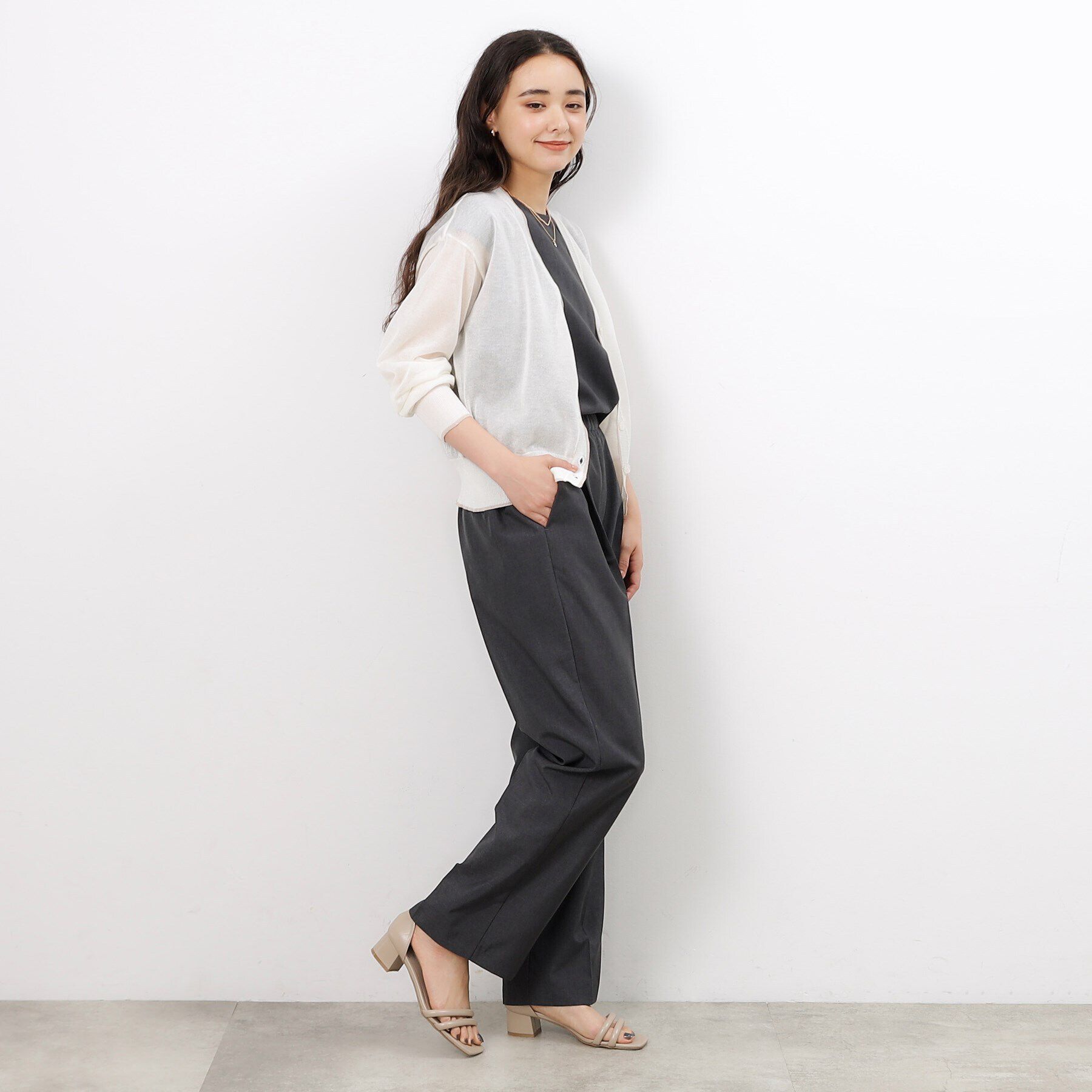 OPAQUE.CLIP「配色ラインVネックシアーカーディガン【洗濯機洗い可】」|カーディガン|