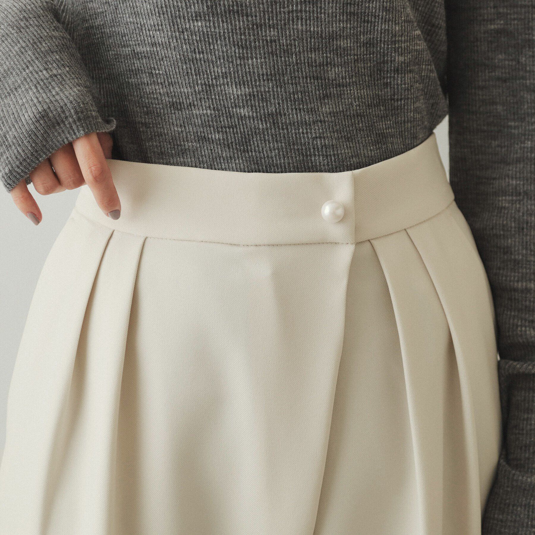 OPAQUE.CLIP「《美人百花掲載》パール調ラップ風ワイドストレートパンツ【洗濯機洗い可】」|その他|