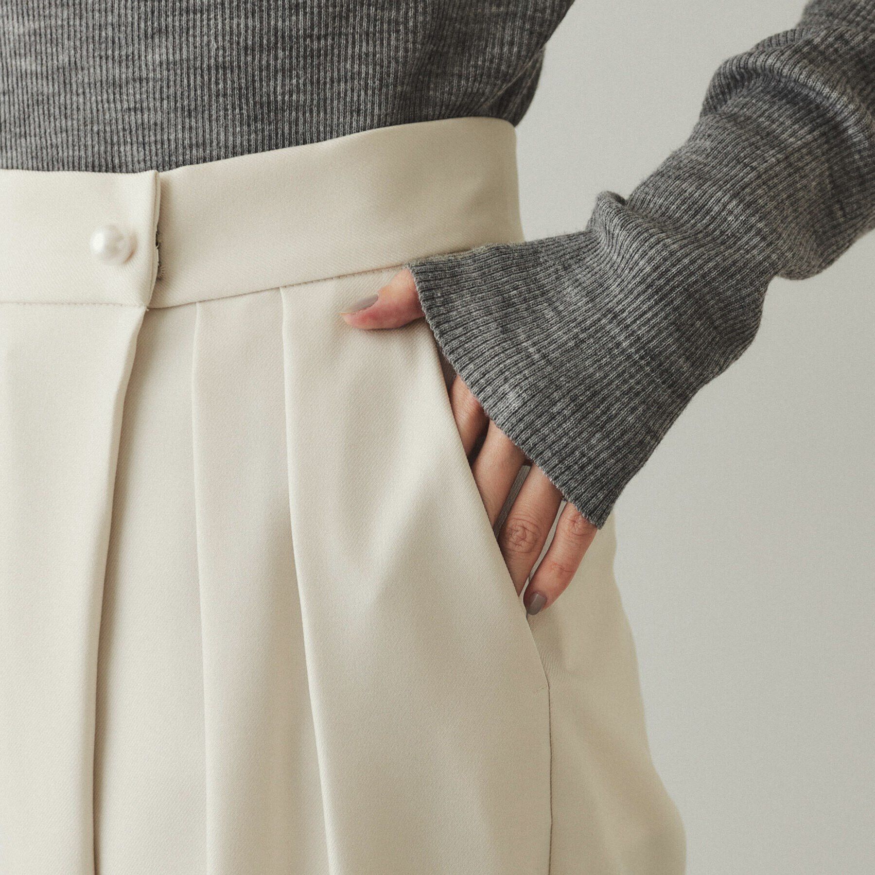 OPAQUE.CLIP「《美人百花掲載》パール調ラップ風ワイドストレートパンツ【洗濯機洗い可】」|その他|