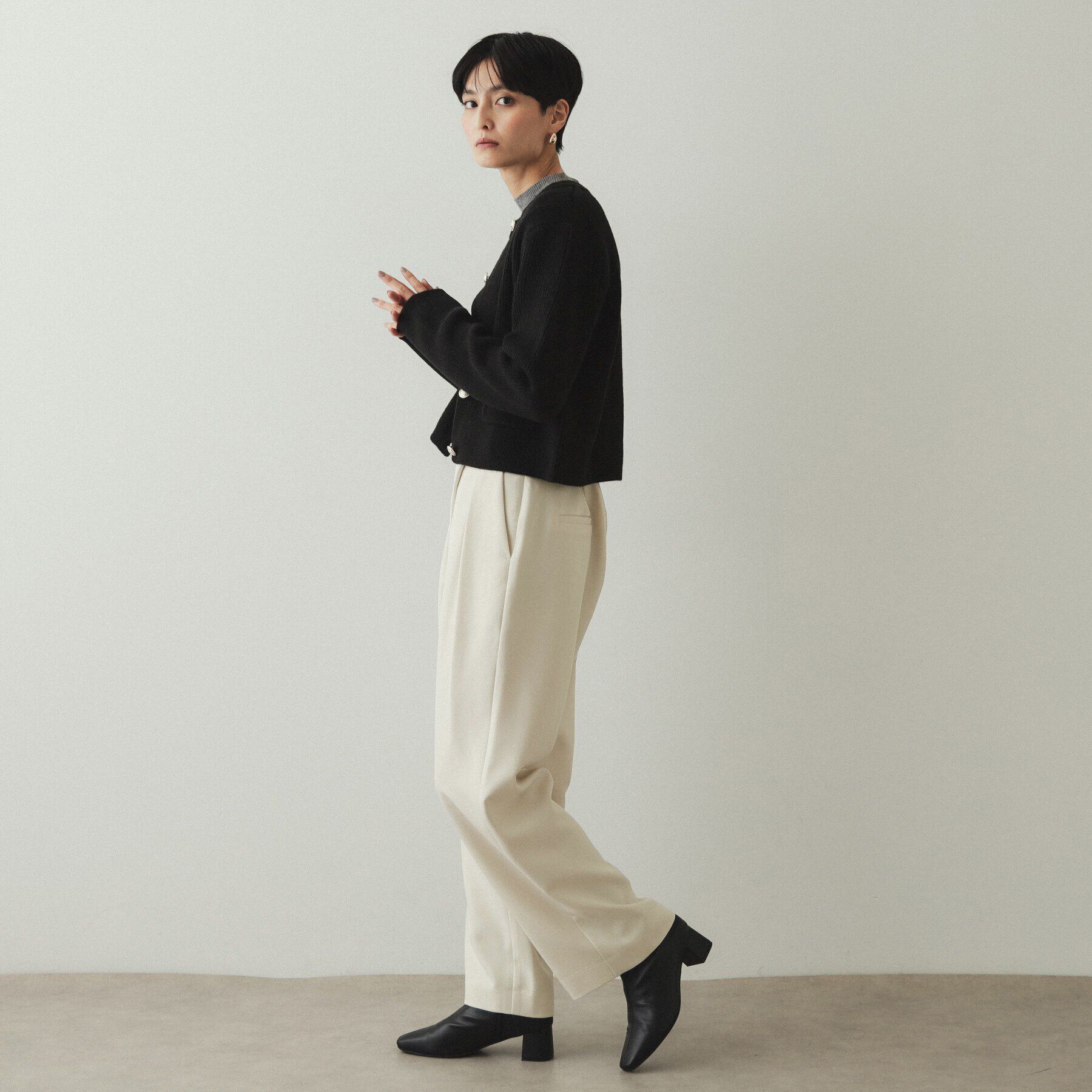 OPAQUE.CLIP「《美人百花掲載》パール調ラップ風ワイドストレートパンツ【洗濯機洗い可】」|その他|