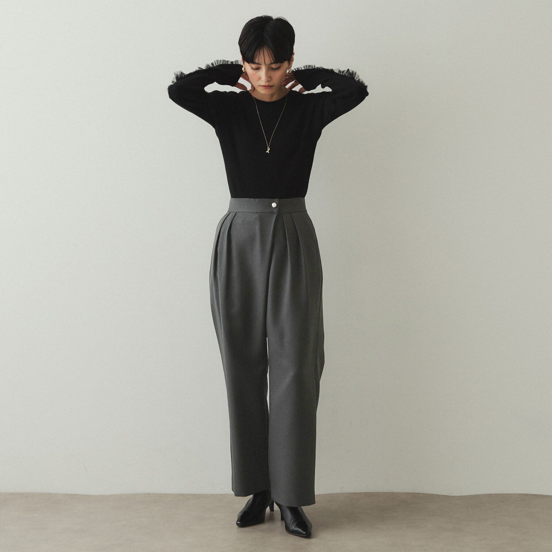 OPAQUE.CLIP「《美人百花掲載》パール調ラップ風ワイドストレートパンツ【洗濯機洗い可】」|その他|