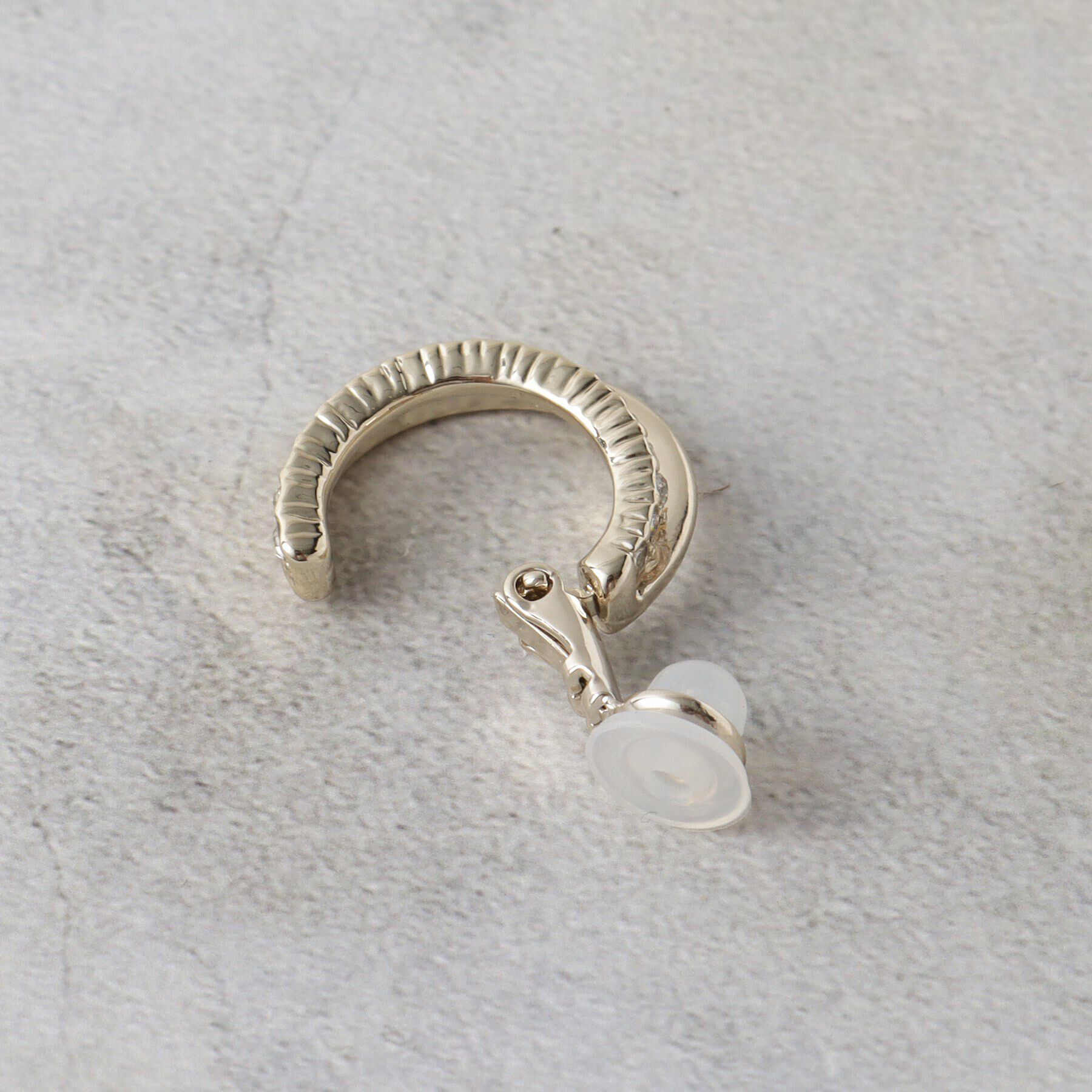 OPAQUE.CLIP「ビジューリングイヤリング」|イヤリング|