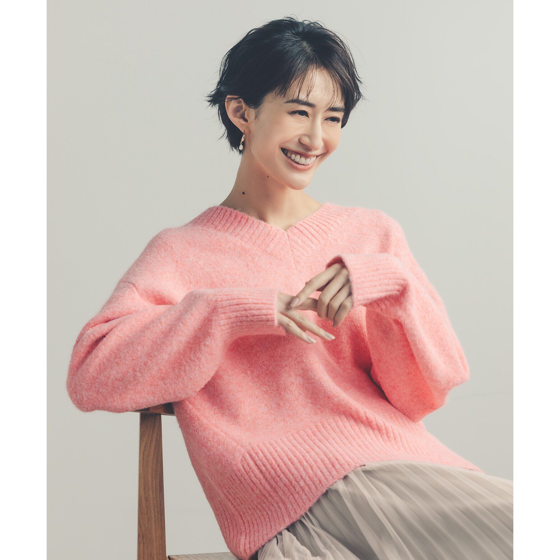 OPAQUE.CLIP「《7color》ふわふわVネックニット【洗濯機洗い可】」|ニット・セーター|