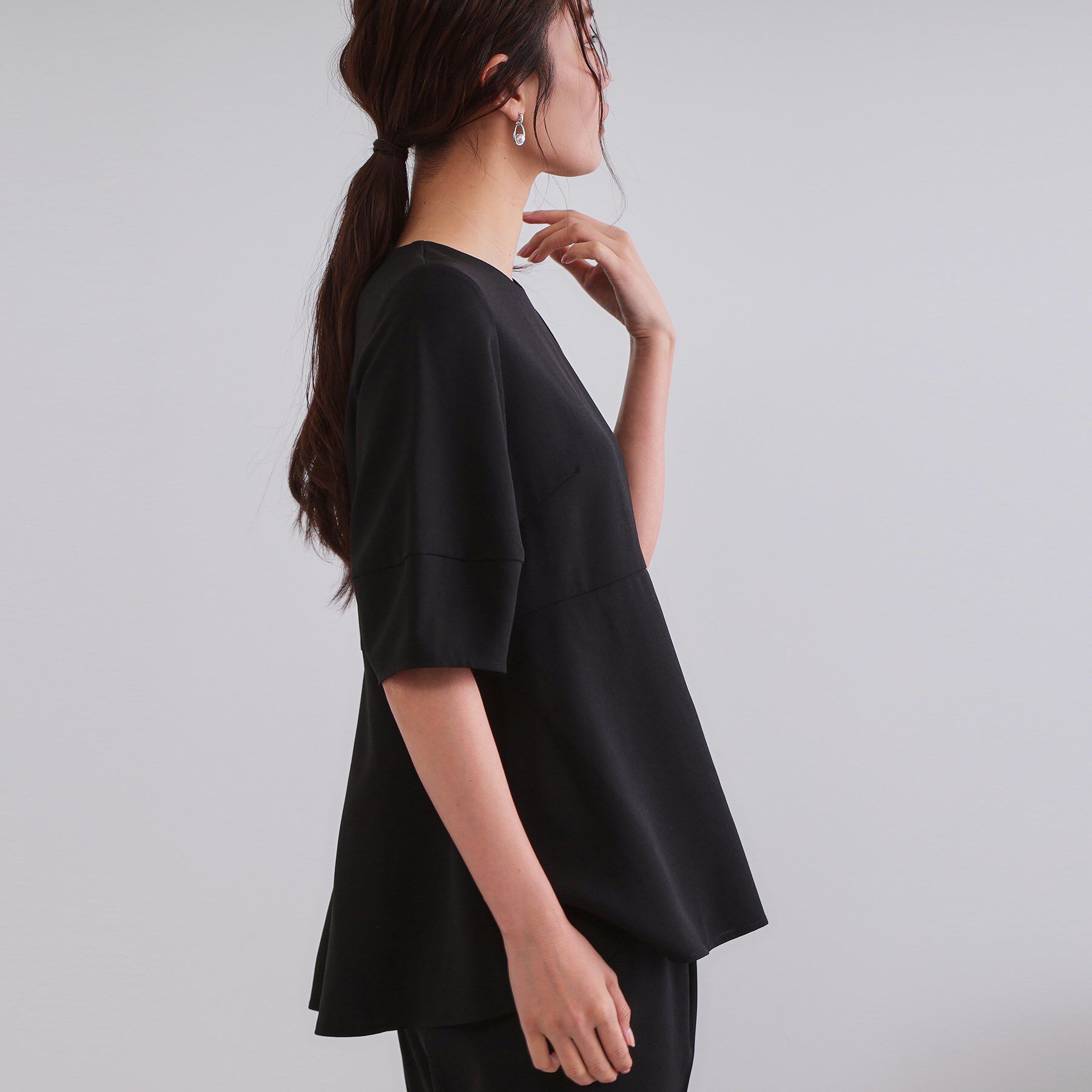 OPAQUE.CLIP「《6色展開》ストレッチペプラムブラウス/セットアップ対応【洗濯機洗い可/防シワ】」|シャツ・ブラウス|