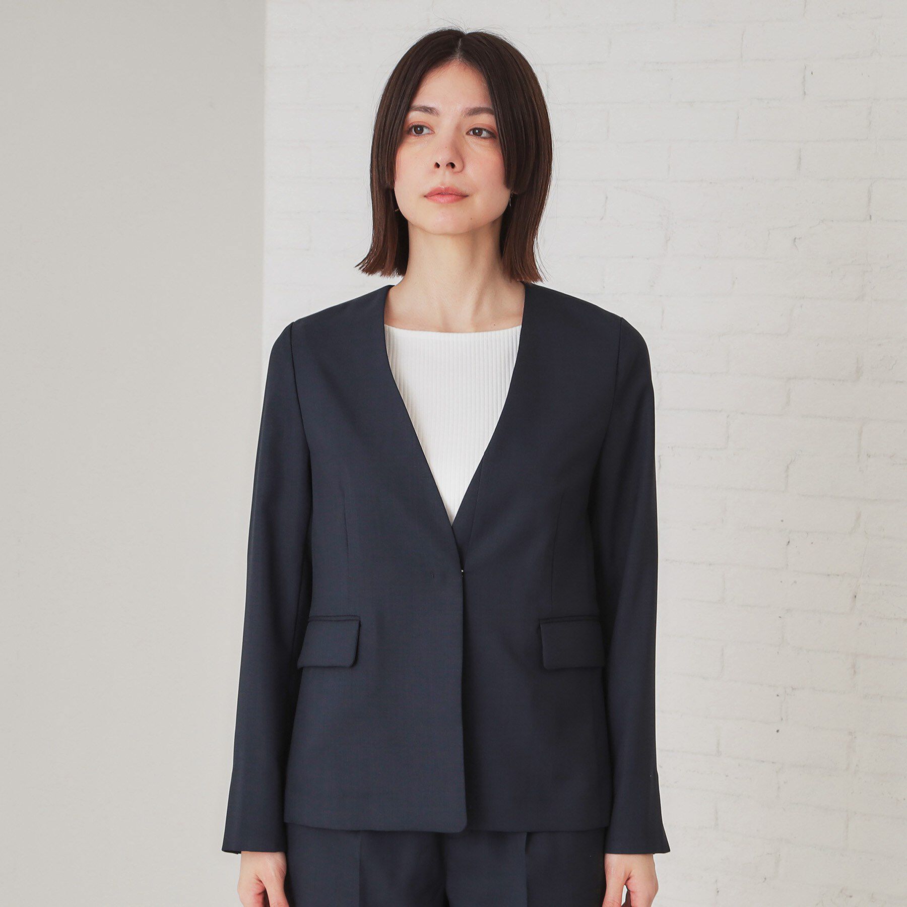 OPAQUE.CLIP「ストレッチリネンライクVネックジャケット/セットアップ対応【洗濯機洗い可/防シワ】」|ノーカラージャケット|