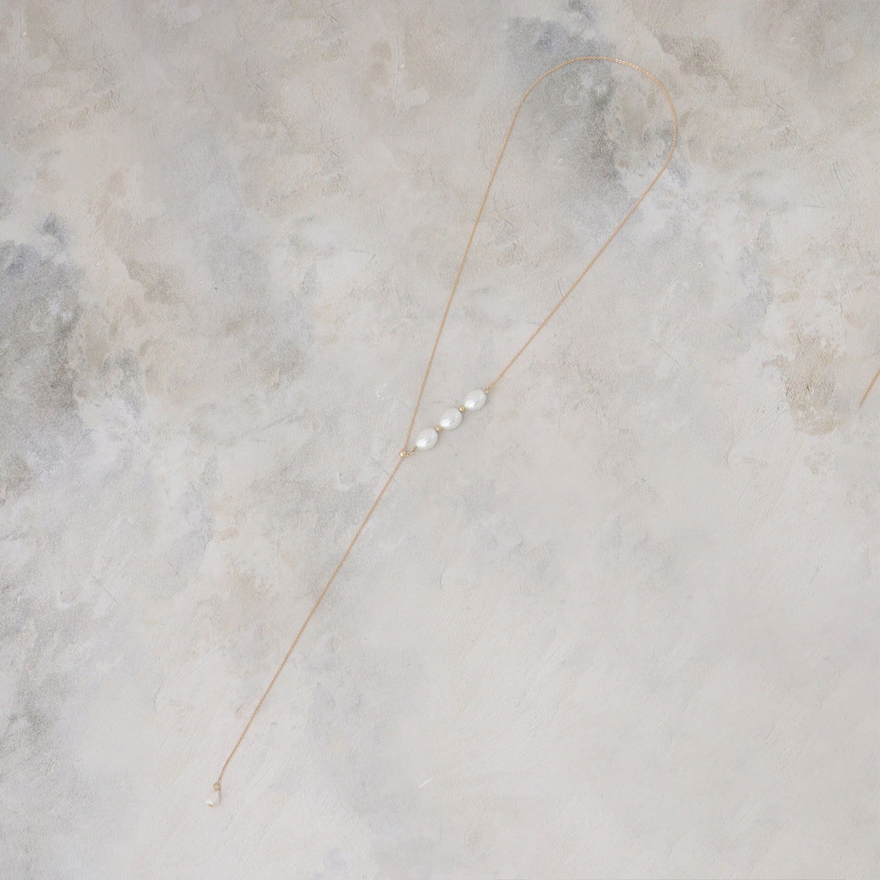 OPAQUE.CLIP「3連パール調ビーズデザインネックレス」|ネックレス|ゴールド(007)