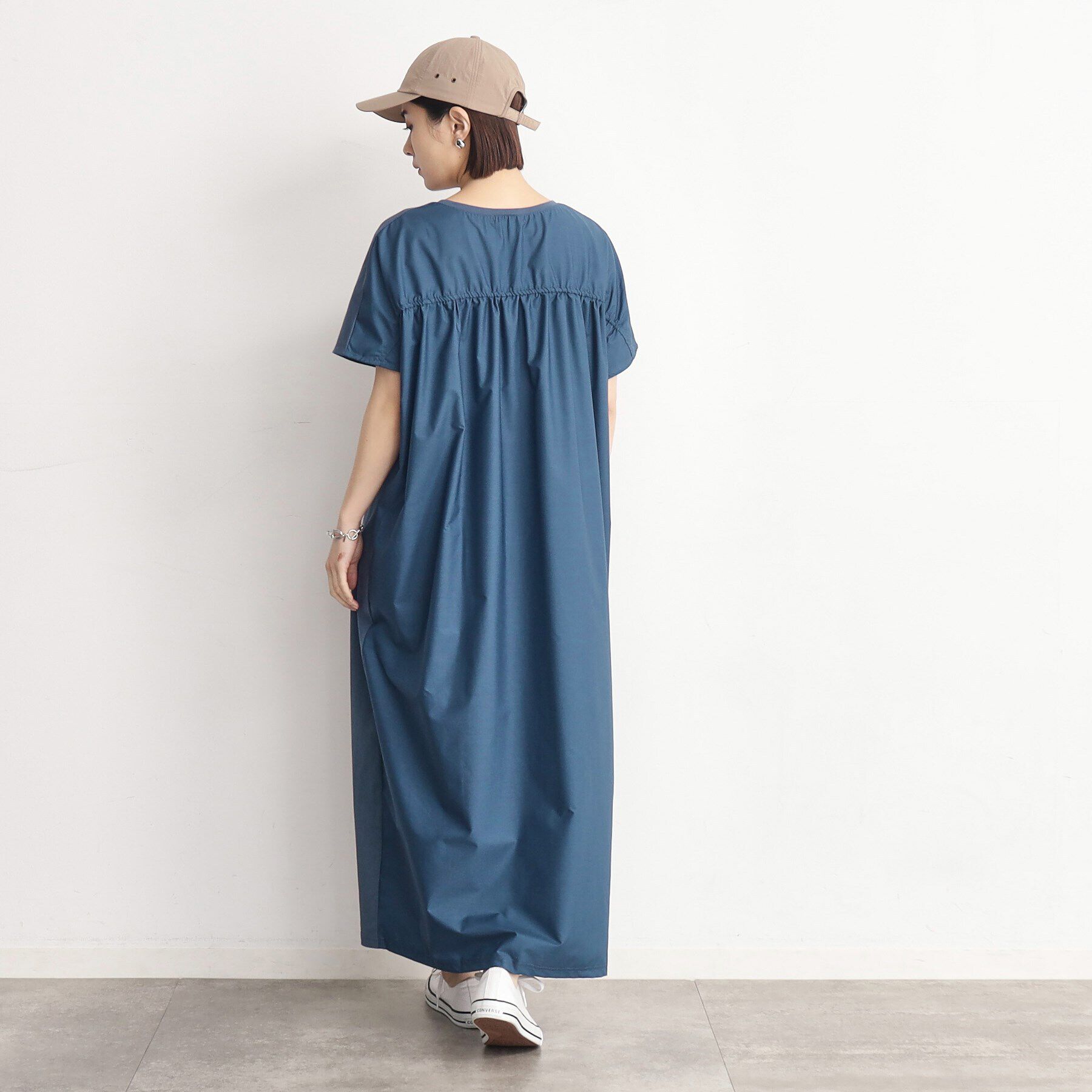 THE SHOP TK「バックギャザー切り替えワンピース【洗える】」|ワンピース|ブルー(092)