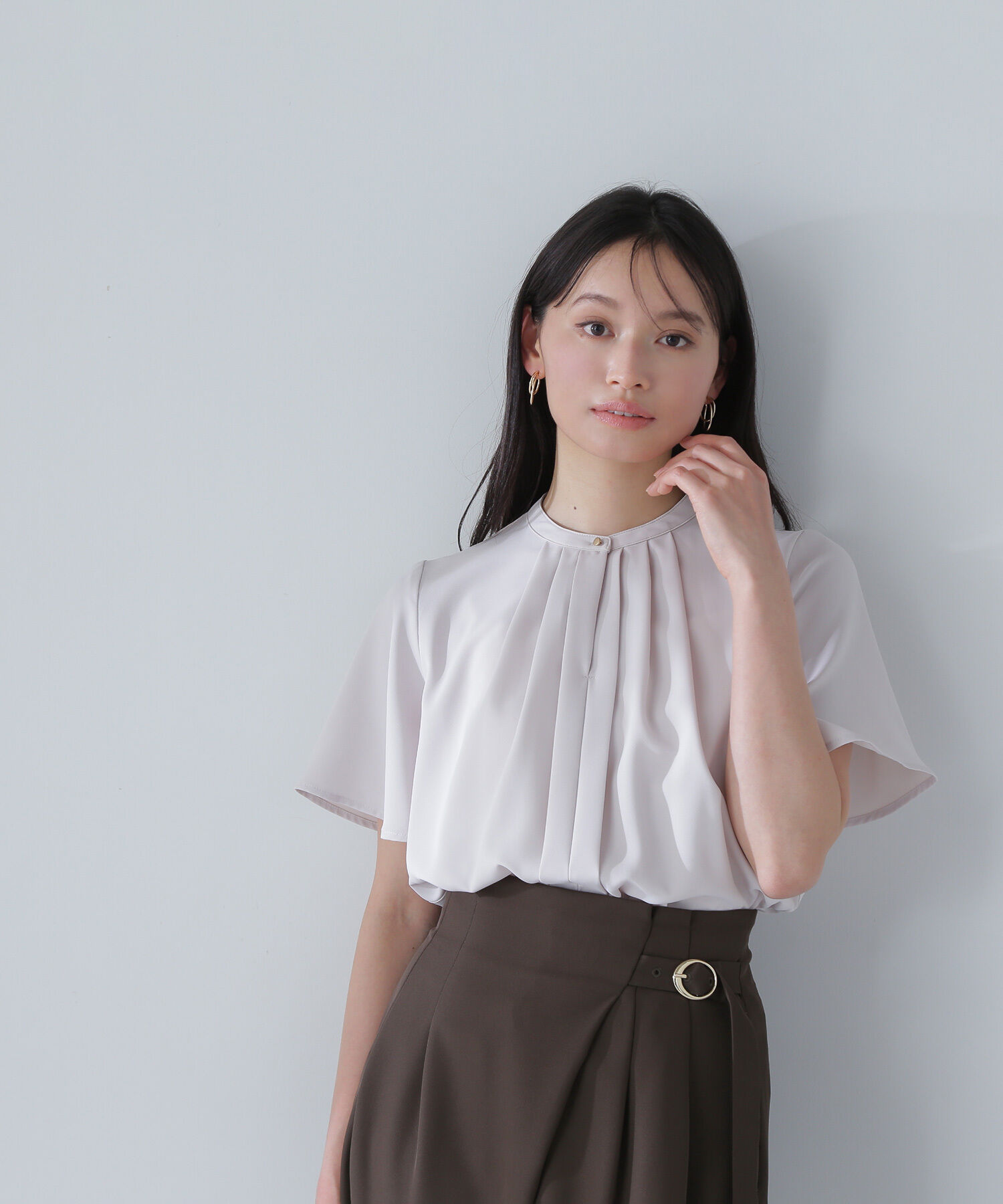  「フロントタックフレアスリーブブラウス」|シャツ・ブラウス|ライトベージ