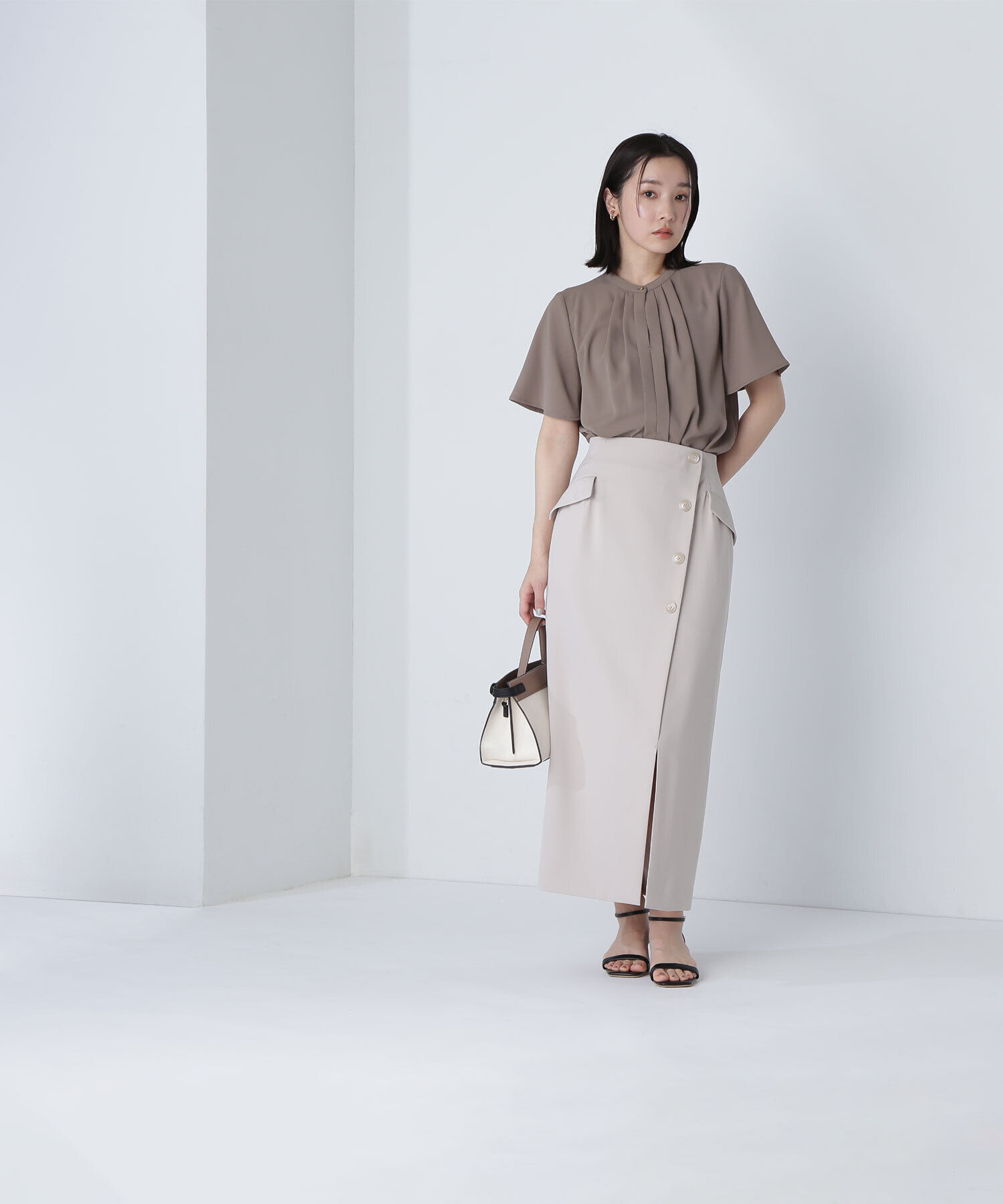  「フロントタックフレアスリーブブラウス」|シャツ・ブラウス|