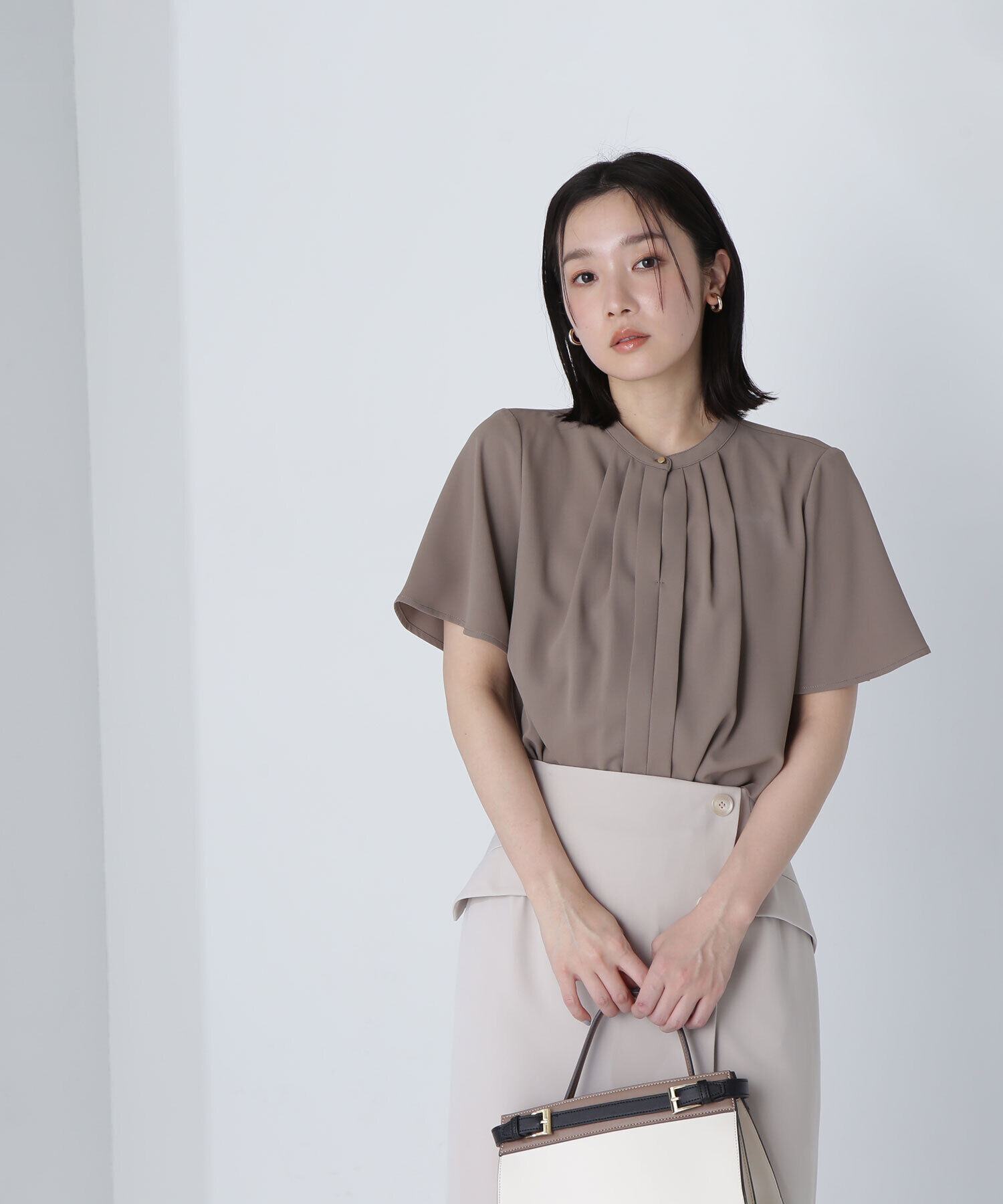  「フロントタックフレアスリーブブラウス」|シャツ・ブラウス|