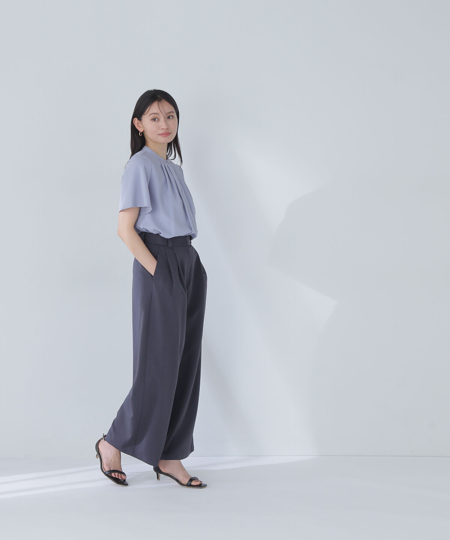  「フロントタックフレアスリーブブラウス」|シャツ・ブラウス|