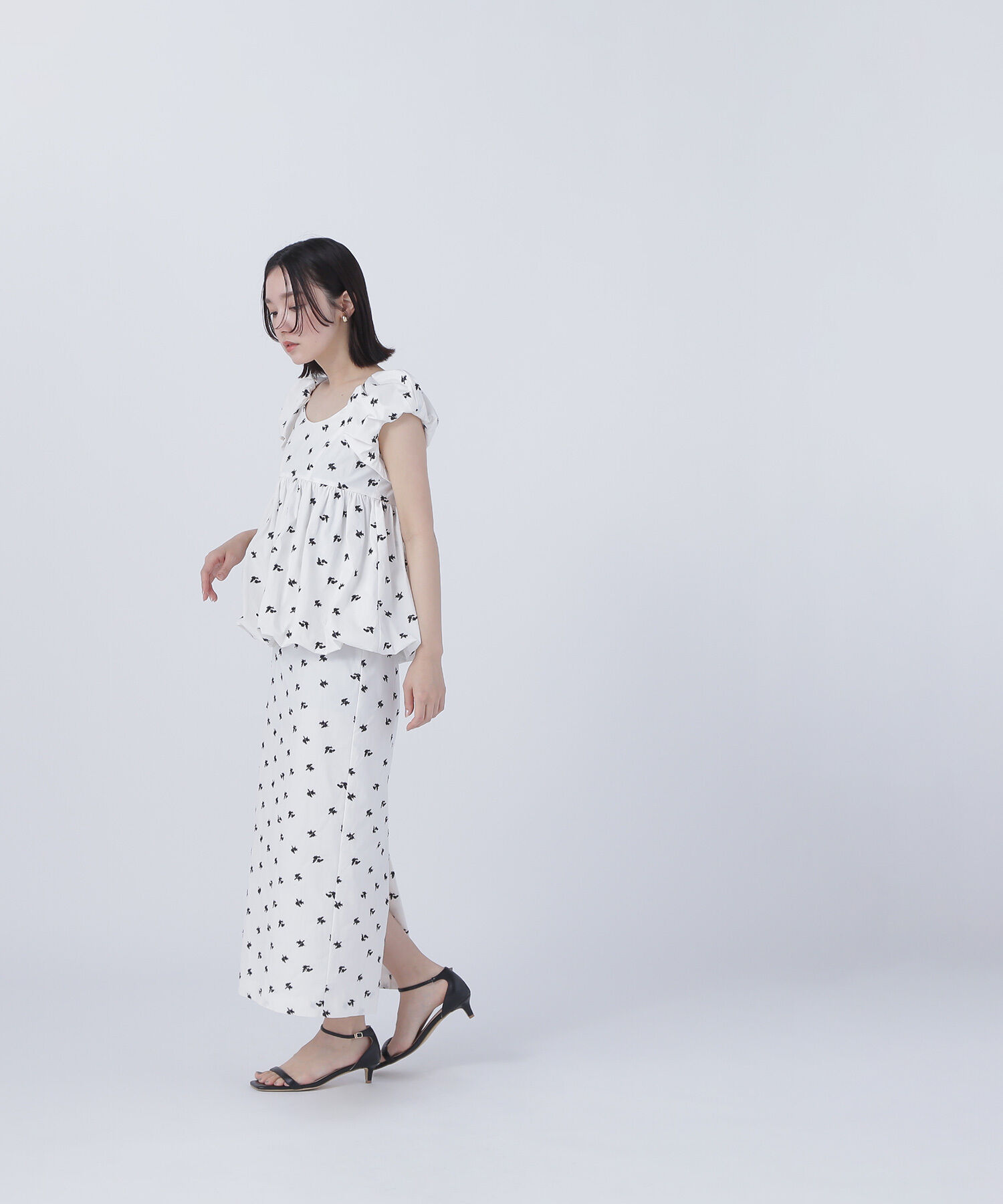  「エンブロイダリーシリーズ ナロースカート」|スカート|