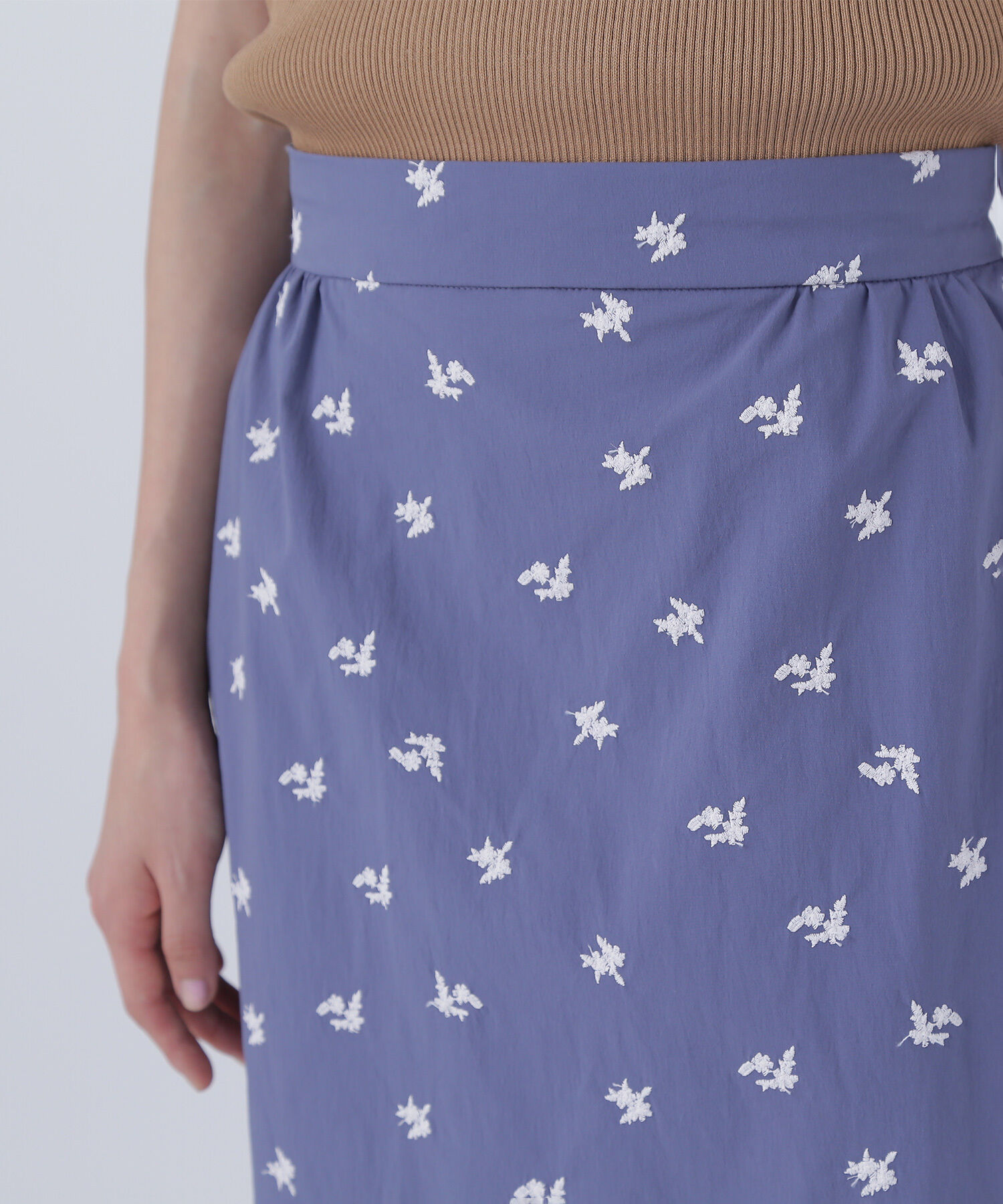  「エンブロイダリーシリーズ ナロースカート」|スカート|