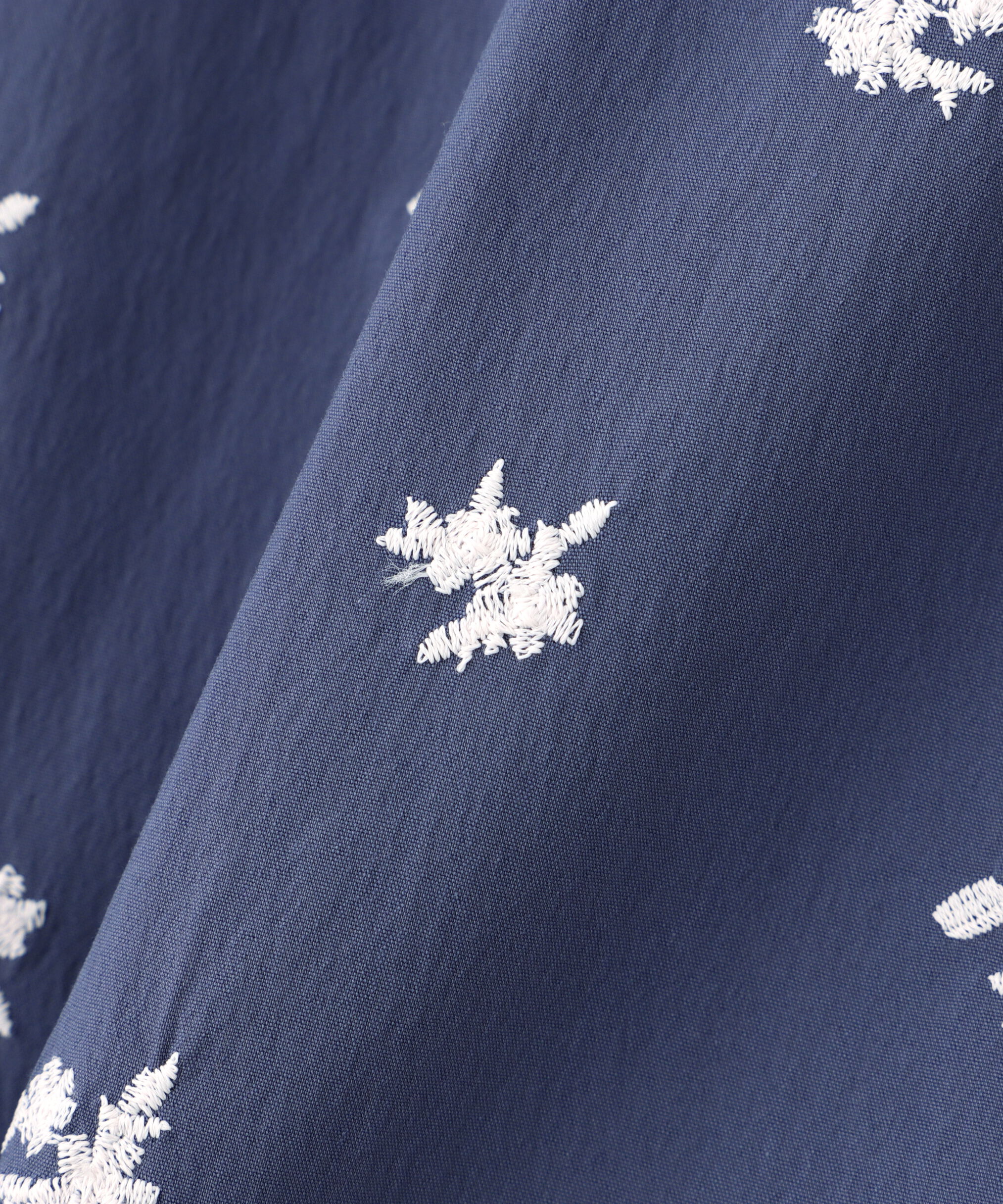  「エンブロイダリーシリーズ ナロースカート」|スカート|