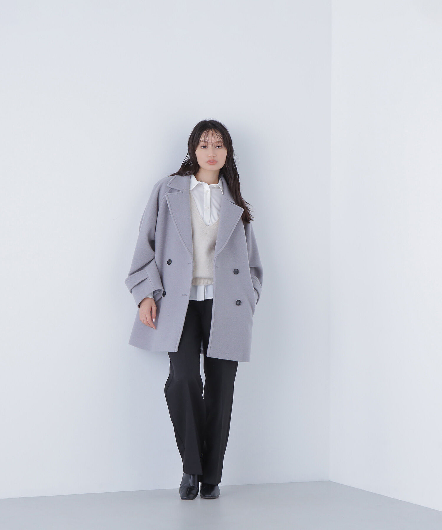  「ダブルブレストフォルムミドルコート」|ブルゾン・スタジャン|