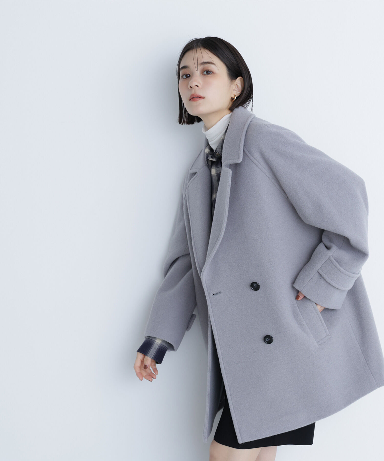  「ダブルブレストフォルムミドルコート」|ブルゾン・スタジャン|