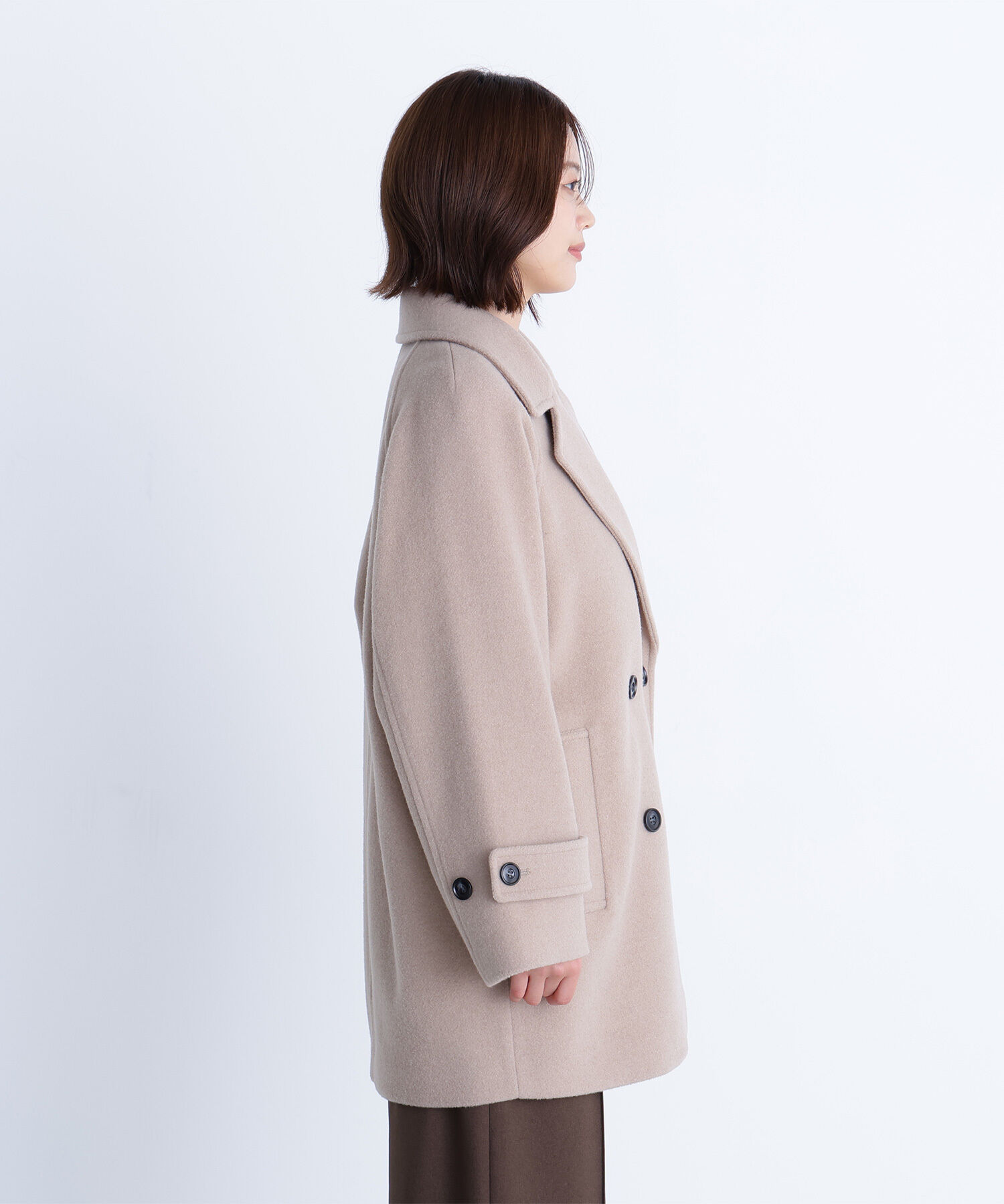  「ダブルブレストフォルムミドルコート」|ブルゾン・スタジャン|