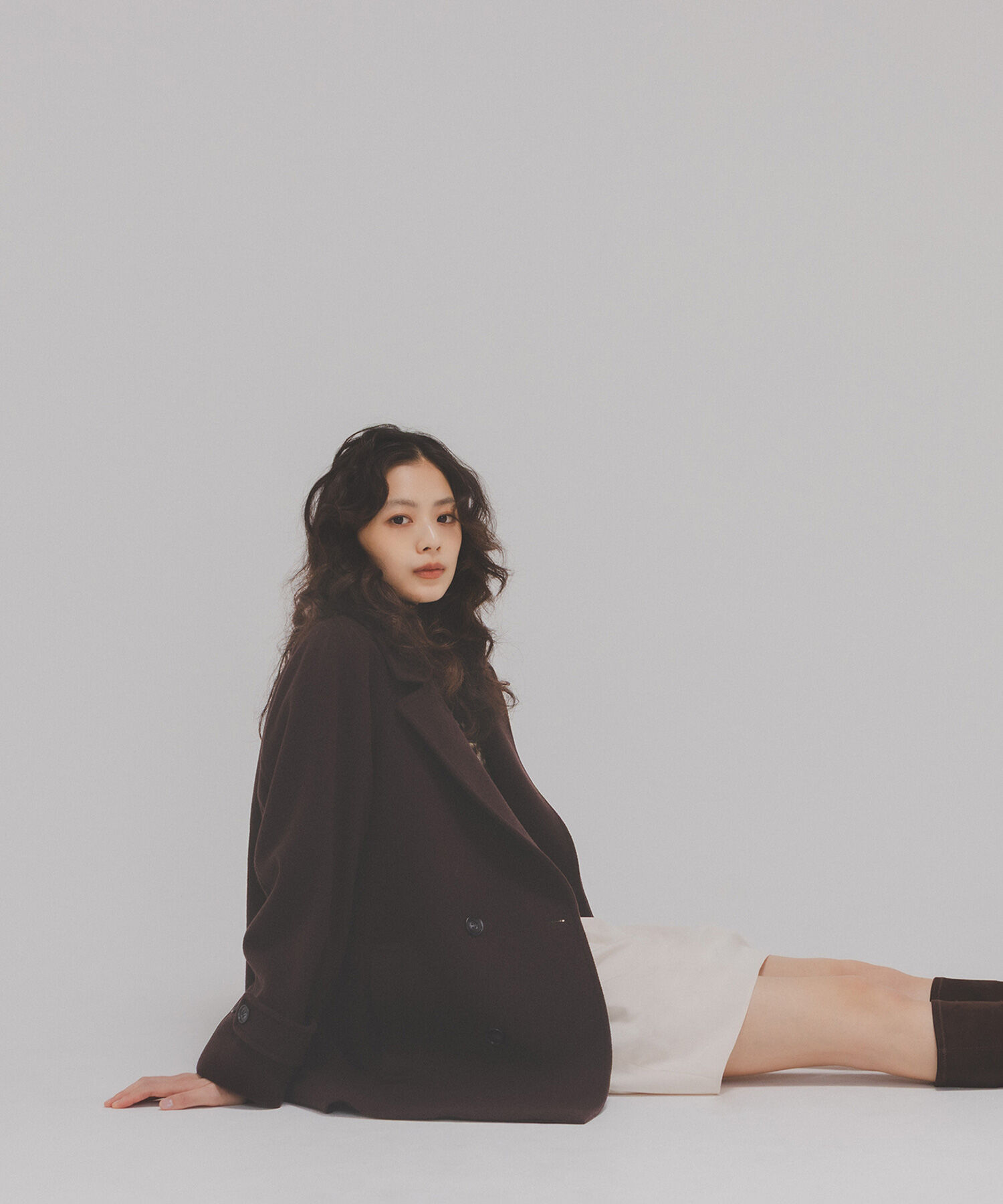  「ダブルブレストフォルムミドルコート」|ブルゾン・スタジャン|ダークブラウ 1