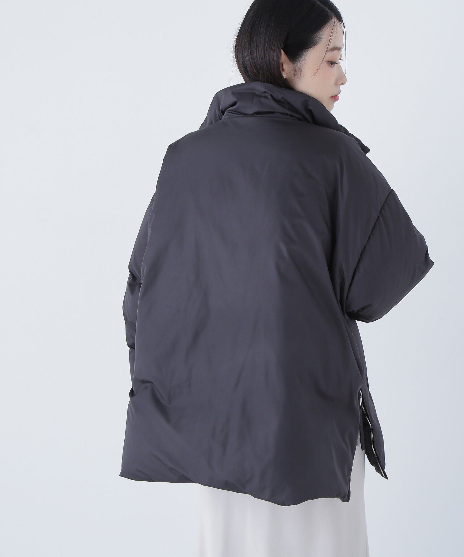  「シームレスミドルダウン」|ブルゾン・スタジャン|