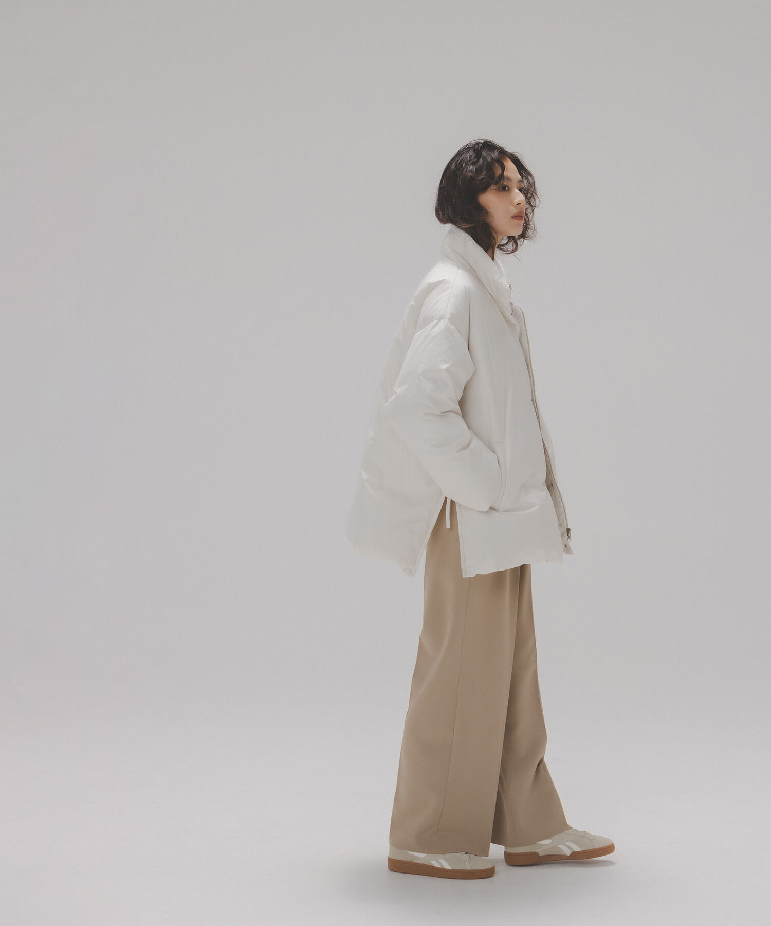  「シームレスミドルダウン」|ブルゾン・スタジャン|