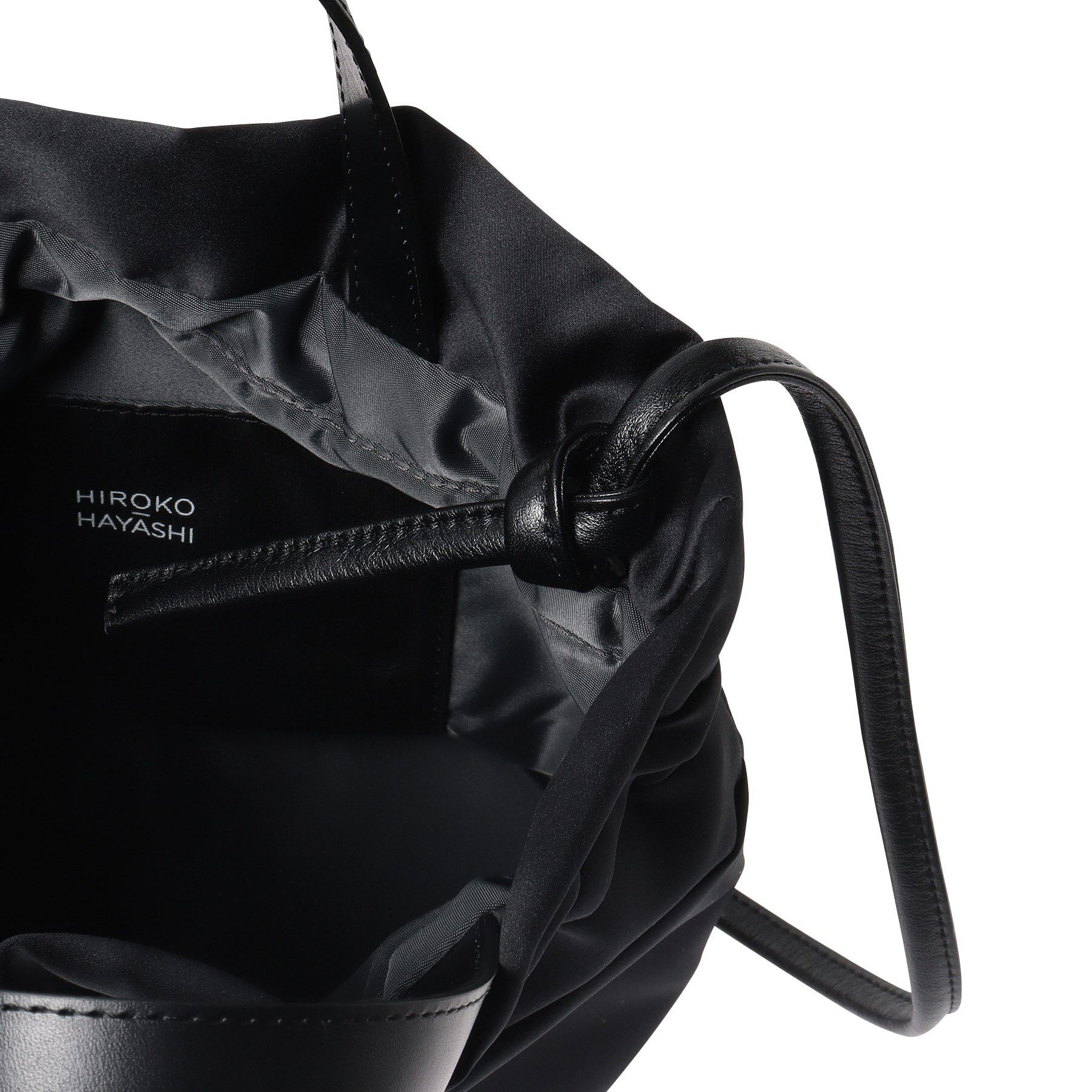 HIROKO HAYASHI「LUINI SATINE（ルイーニ サティーネ）ショルダーバッグ」|ショルダー・メッセンジャー|