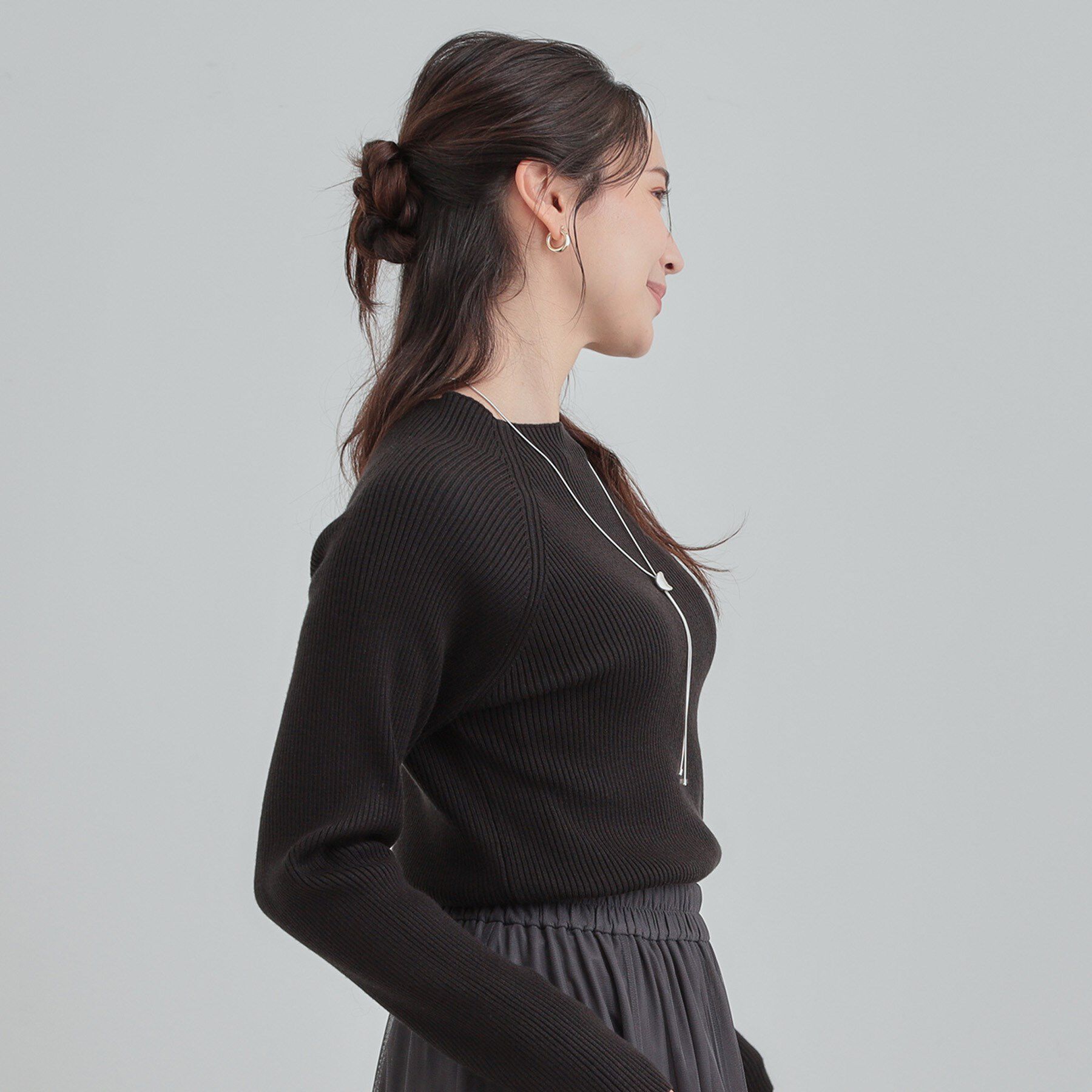 SHOO･LA･RUE「【絶妙なゆるピタ/洗濯機可】ちくちくしにくい リブハイネックやわらかニット」|ニット・セーター|