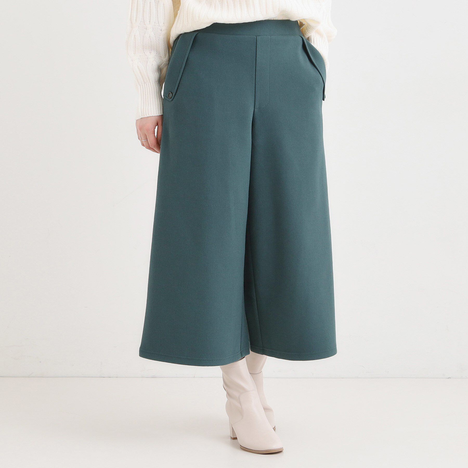 SHOO･LA･RUE「【洗濯機可/S-LL】美脚見え あったか圧縮ニット ガウチョパンツ」|その他|グリーン(024)