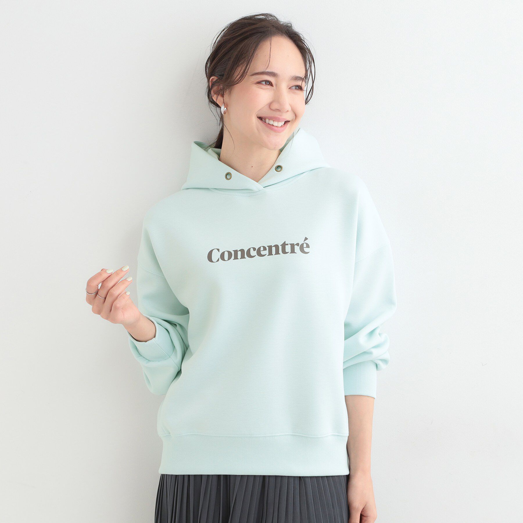 SHOO･LA･RUE「【S-LL/なめらかタッチ】選べる3柄 ロゴ入りプルパーカ」|パーカー|