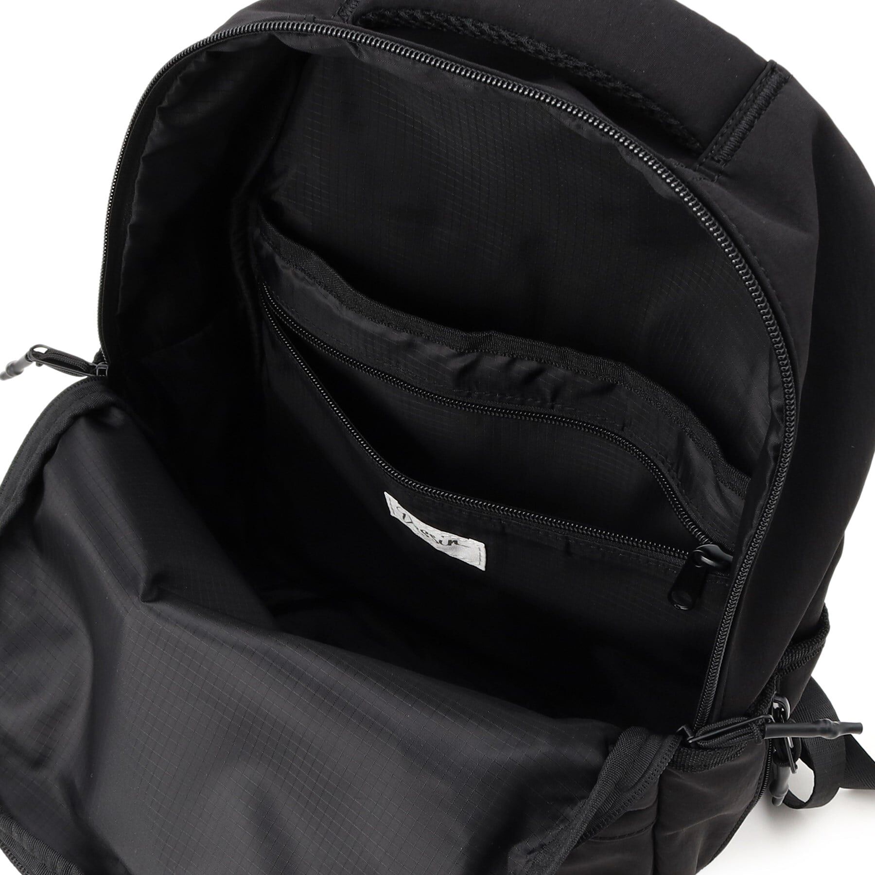 Dessin「【軽量・A4収納可】ナイロンリュック」|リュック|