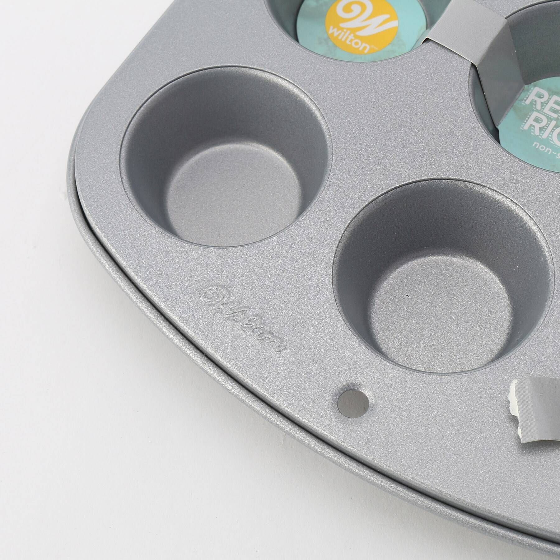 212 KITCHEN STORE「ミニマフィンパン 12cup ＜Wilton ウィルトン＞」|食器・キッチングッズ|
