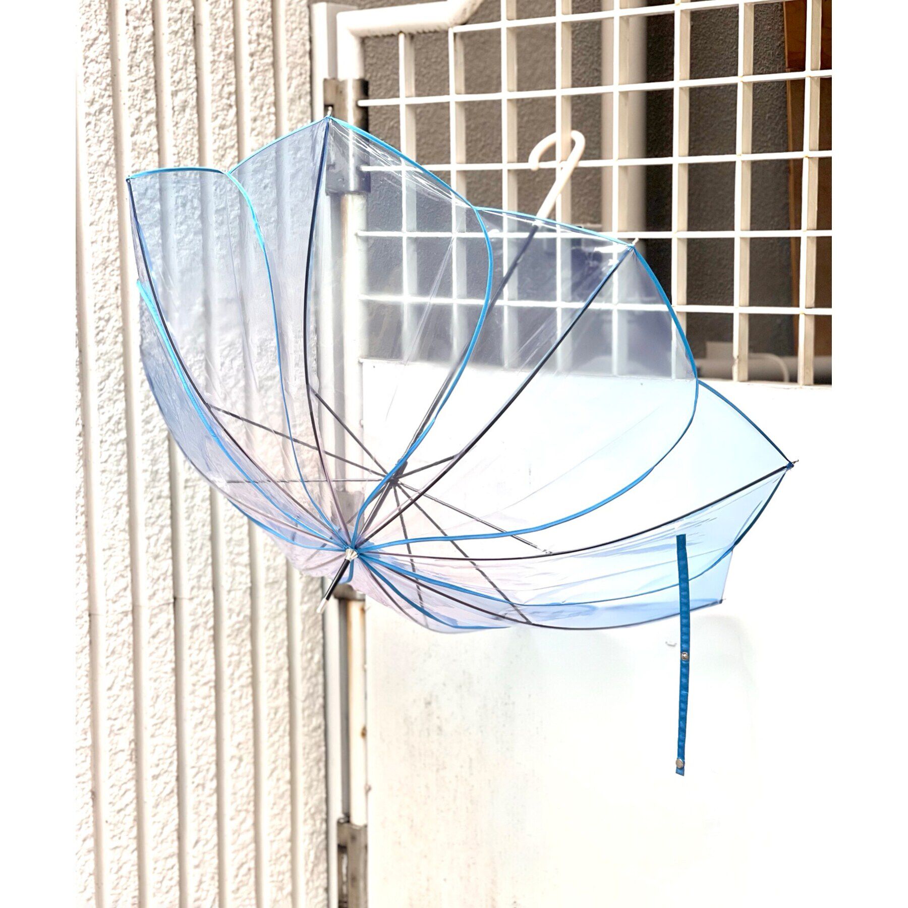 Ober Tashe「クリアアンブレラ／フローラルブーケ【長傘/雨傘/ビニール傘/通勤/通学】」|傘|