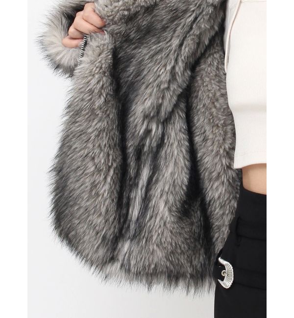 EVRIS「【SNSでバズり中】リバーシブルフェイクファーブルゾン」|ブルゾン・スタジャン|