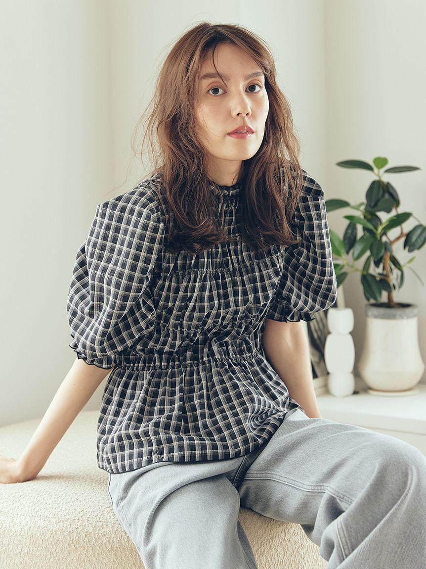 Mila Owen「シャーリングペプラムフリルブラウス」|シャツ・ブラウス|