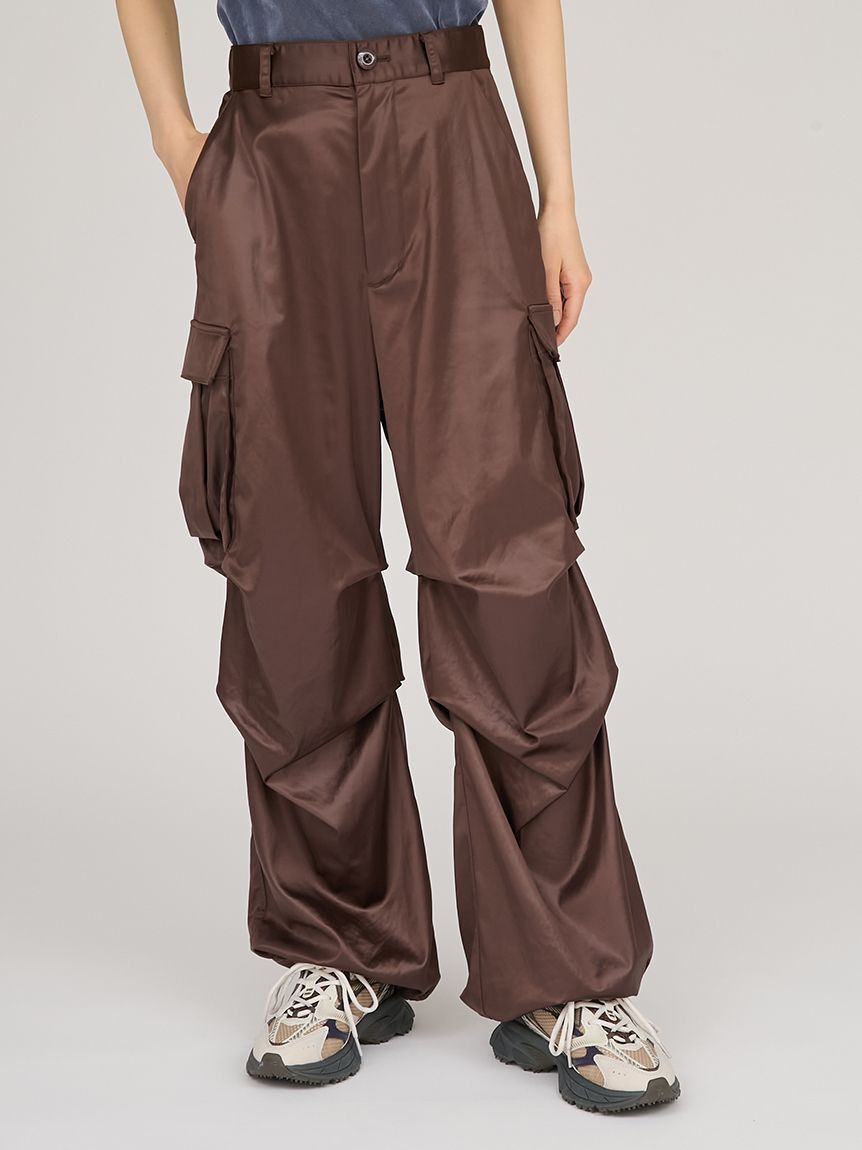 emmi atelier「タックフォルムカーゴパンツ」|チノ|