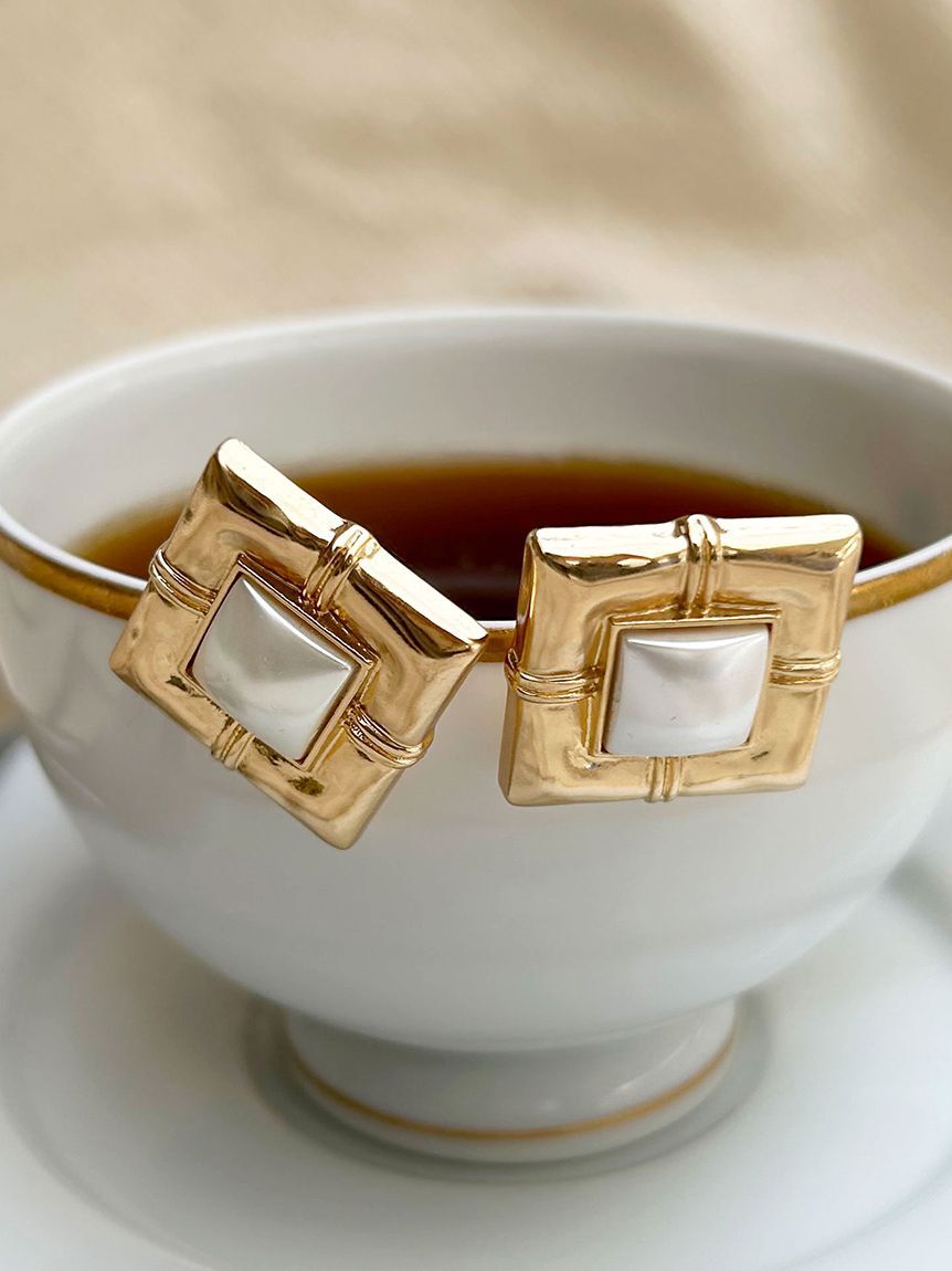 LILY BROWN「Vintageモチーフイヤリング」|イヤリング|B