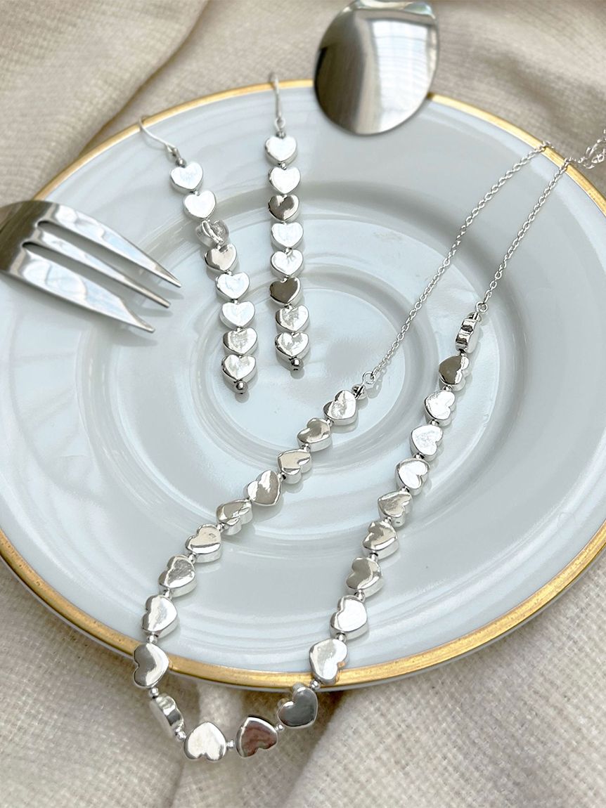 LILY BROWN「メタルハートチェーンハートピアス」|ピアス|