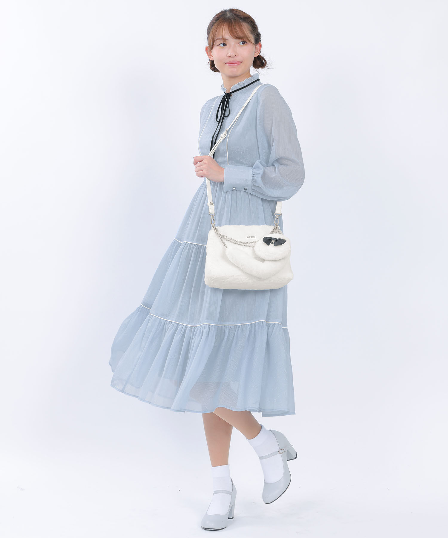 MARY QUANT「Wチェーンファー 2WAYショルダー」|ショルダー・メッセンジャー|