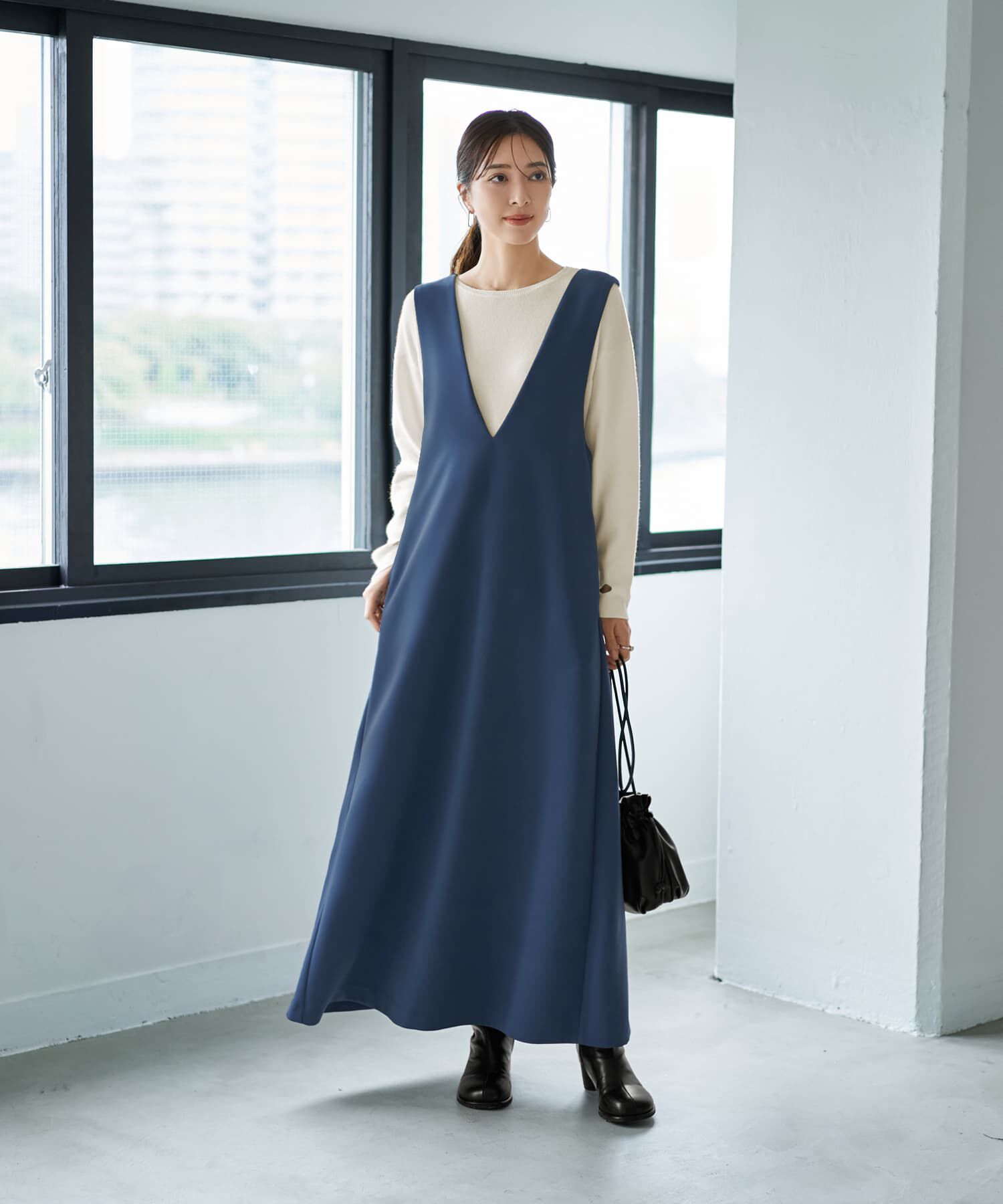 STYLE DELI「【LUXE】AラインフロントVジャンパースカート」|ジャンパースカート|ブルー