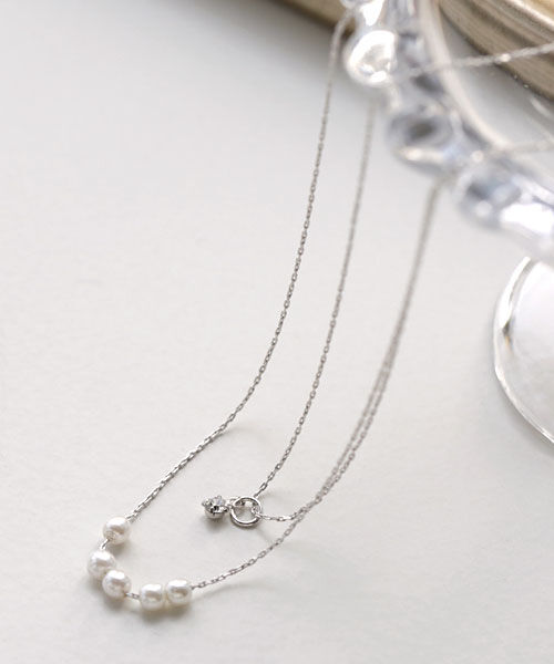 colleca la「小粒パールとストーンの2連ネックレス」|ネックレス|シルバー
