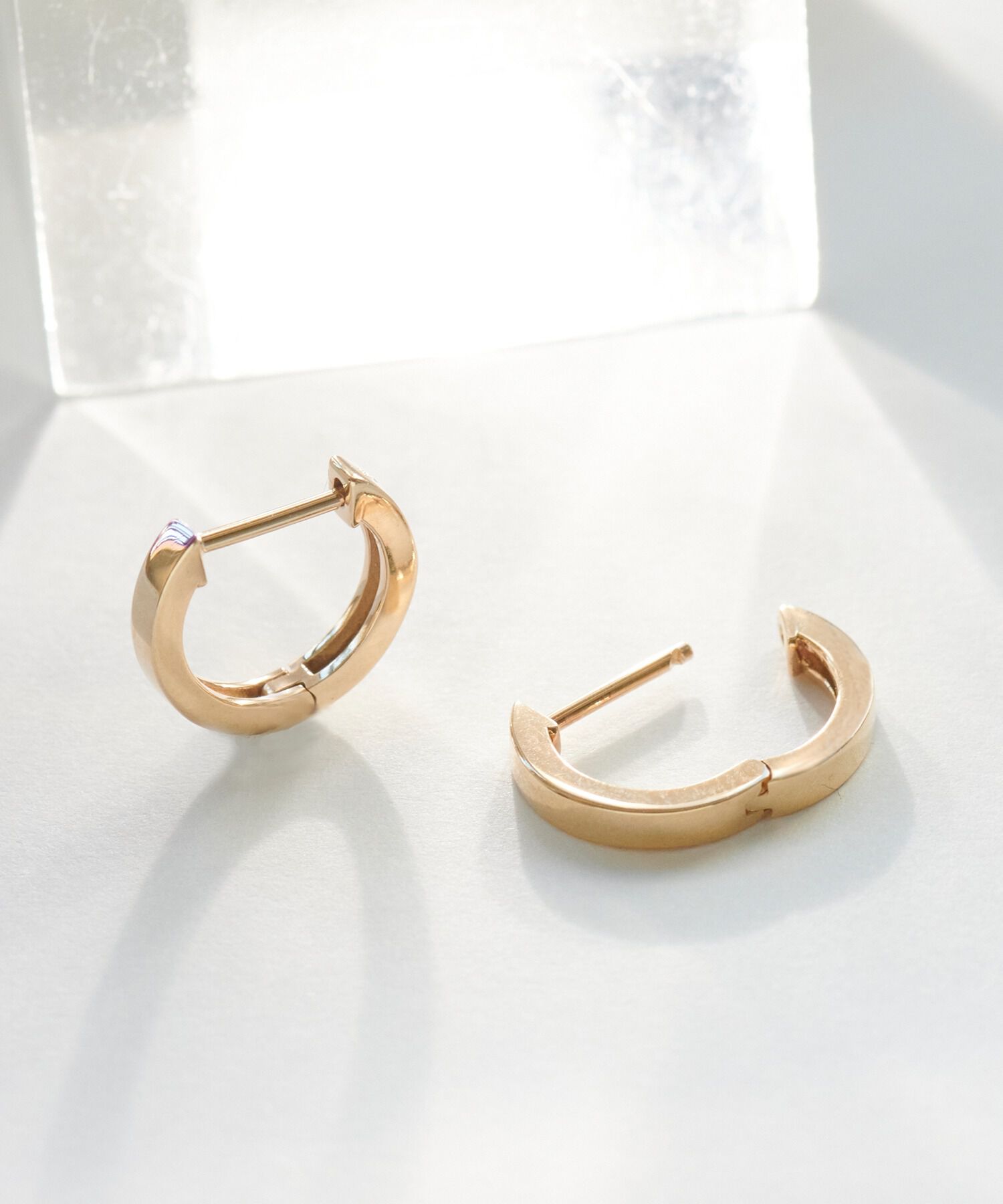 JUPITER「【シリーズ累計販売 2000点突破！】【K10】ストレートフープピアス/ユニセックス/ゴールド」|ピアス|