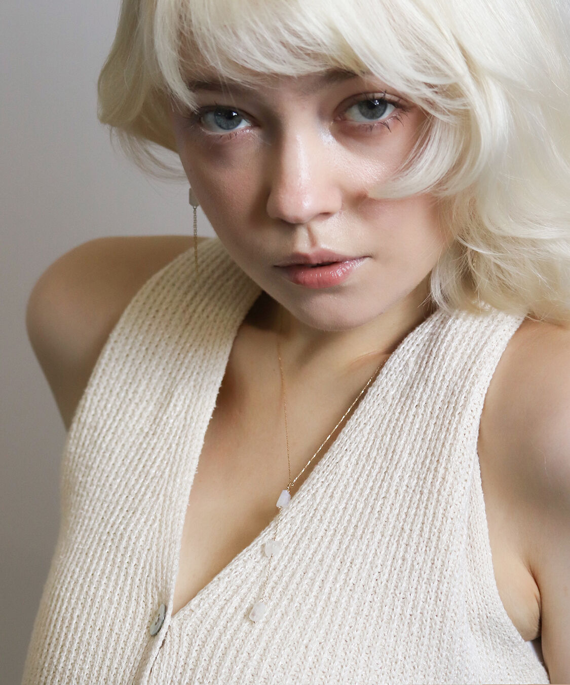  「レインボームーンストーン チェーン タイネックレス | K10YG」|ネックレス|